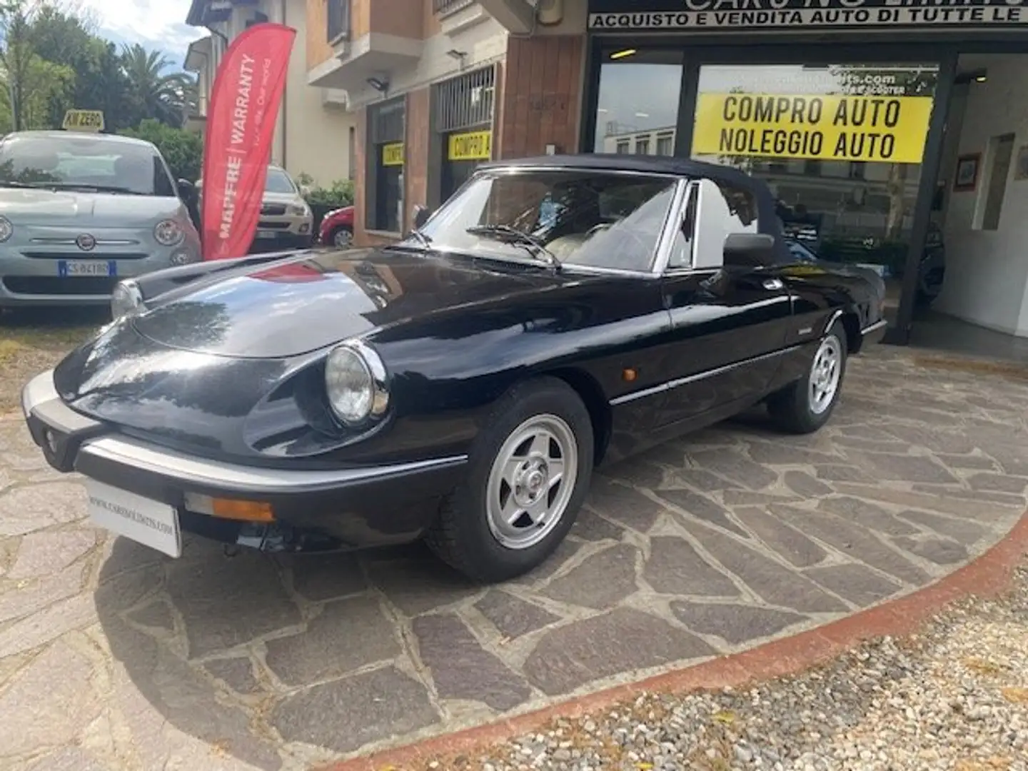 Alfa Romeo DUETTO Noir - 2
