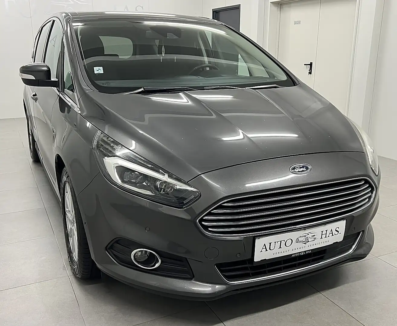 Ford S-Max S-MAX Titanium 2.0 TDCi Auto-Start/Stop *Top Au... Grau - 1