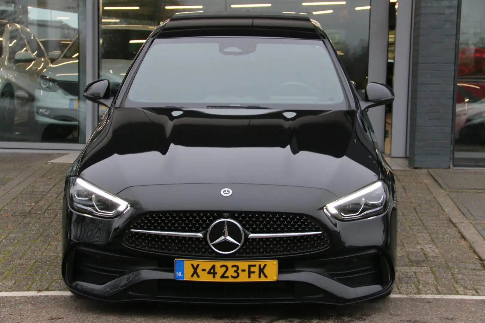 Mercedes-Benz C 300 e AMG PAKKET PANODAK NL-AUTO! Schwarz - 2