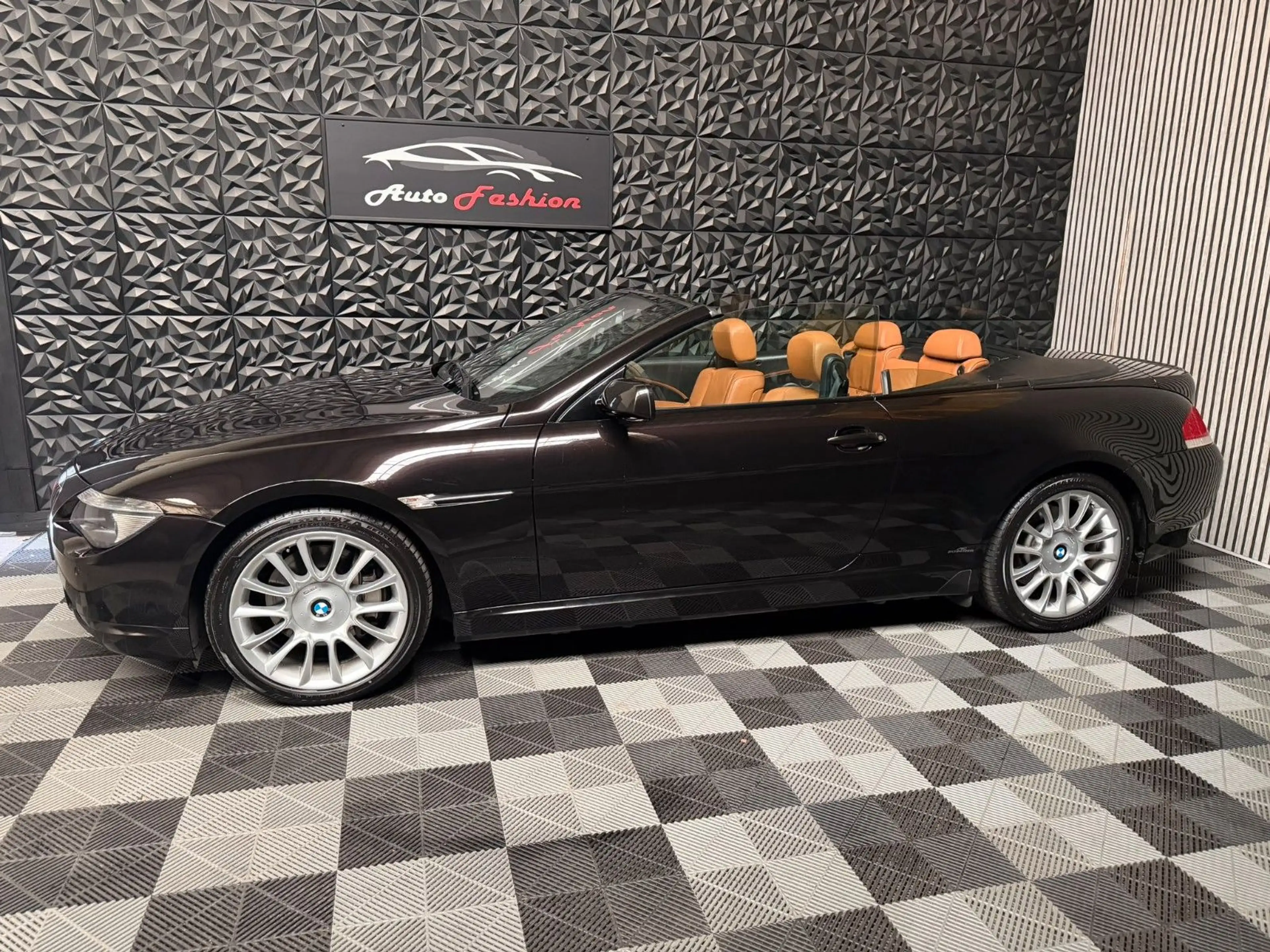 BMW 650 CI Cabrio V8 Individall Handschalter 6-Gang — photo 3