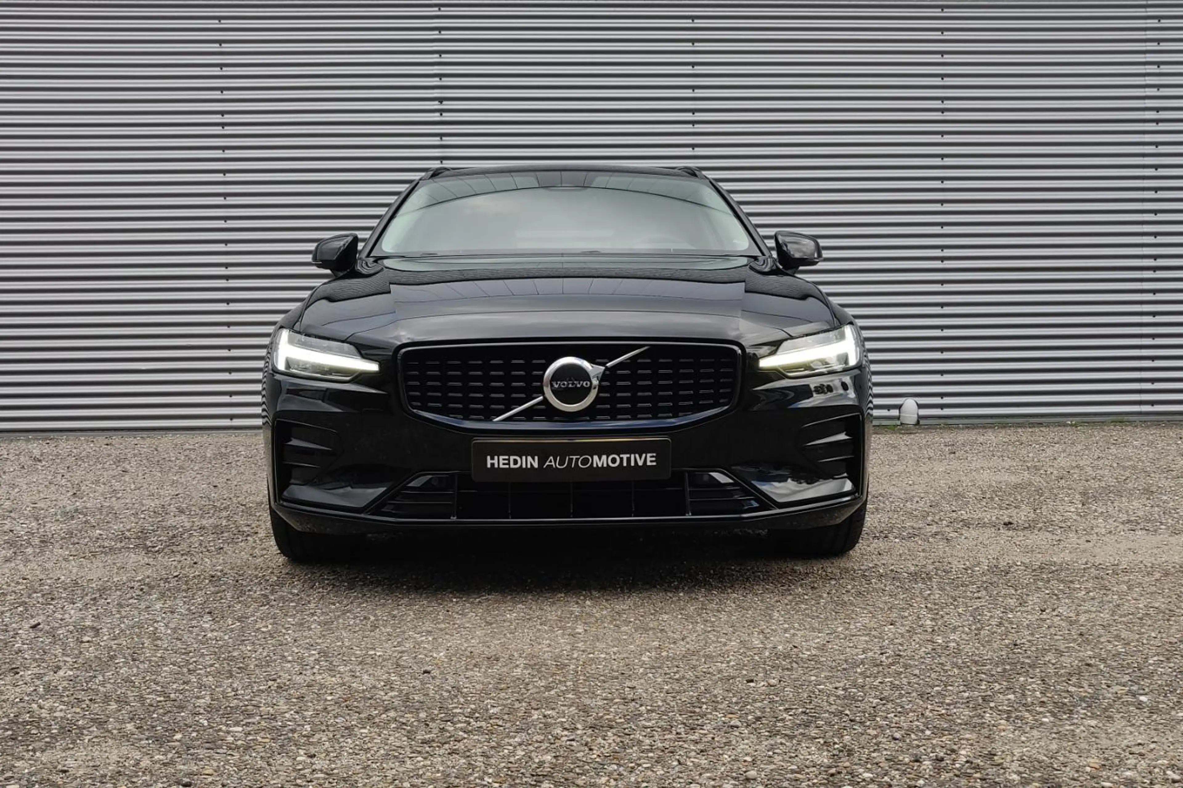 Volvo V60 2.0 B4 Plus Dark | Trekhaak | Lederen bekleding | — photo 5