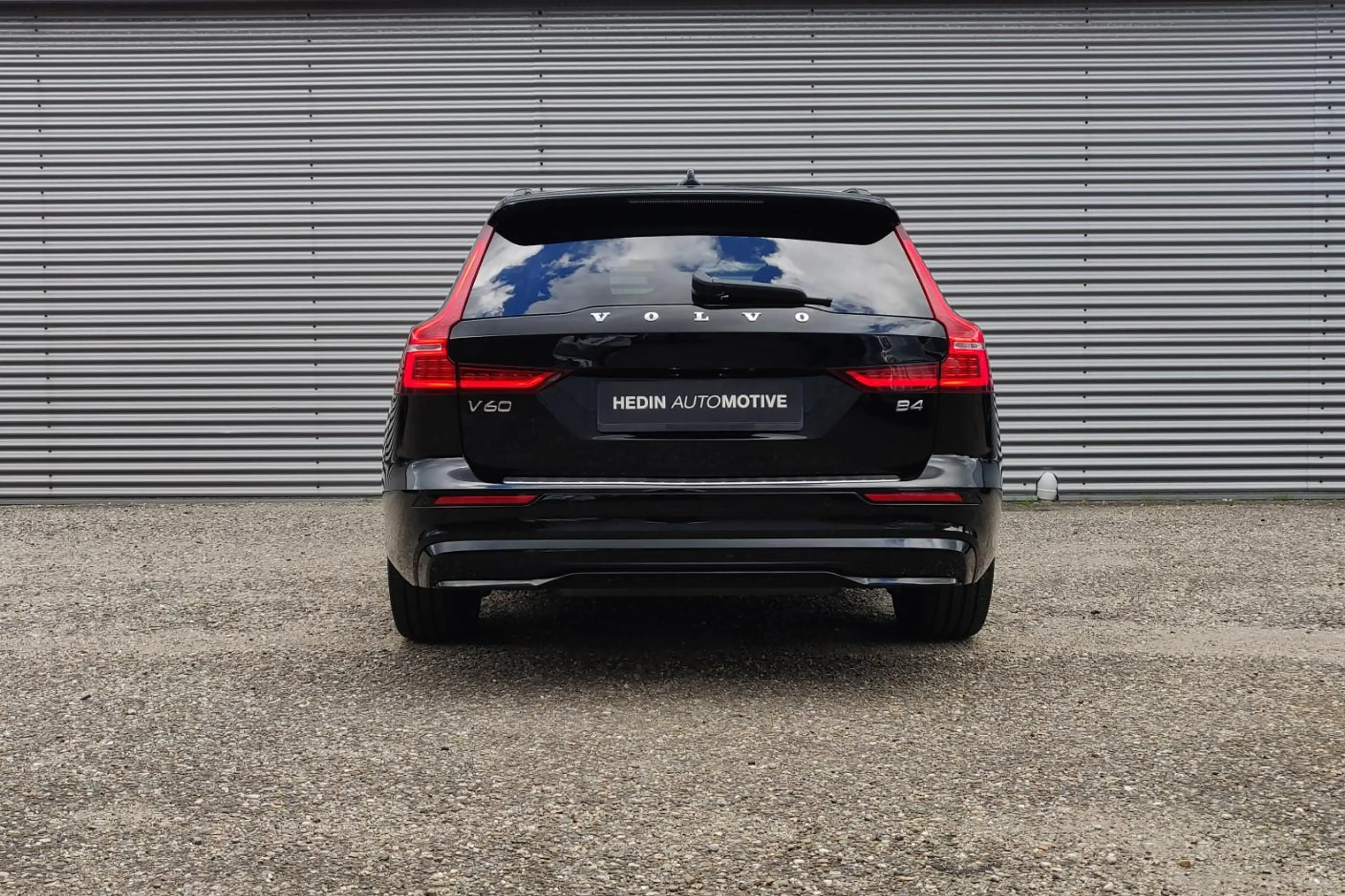 Volvo V60 2.0 B4 Plus Dark | Trekhaak | Lederen bekleding | — photo 7