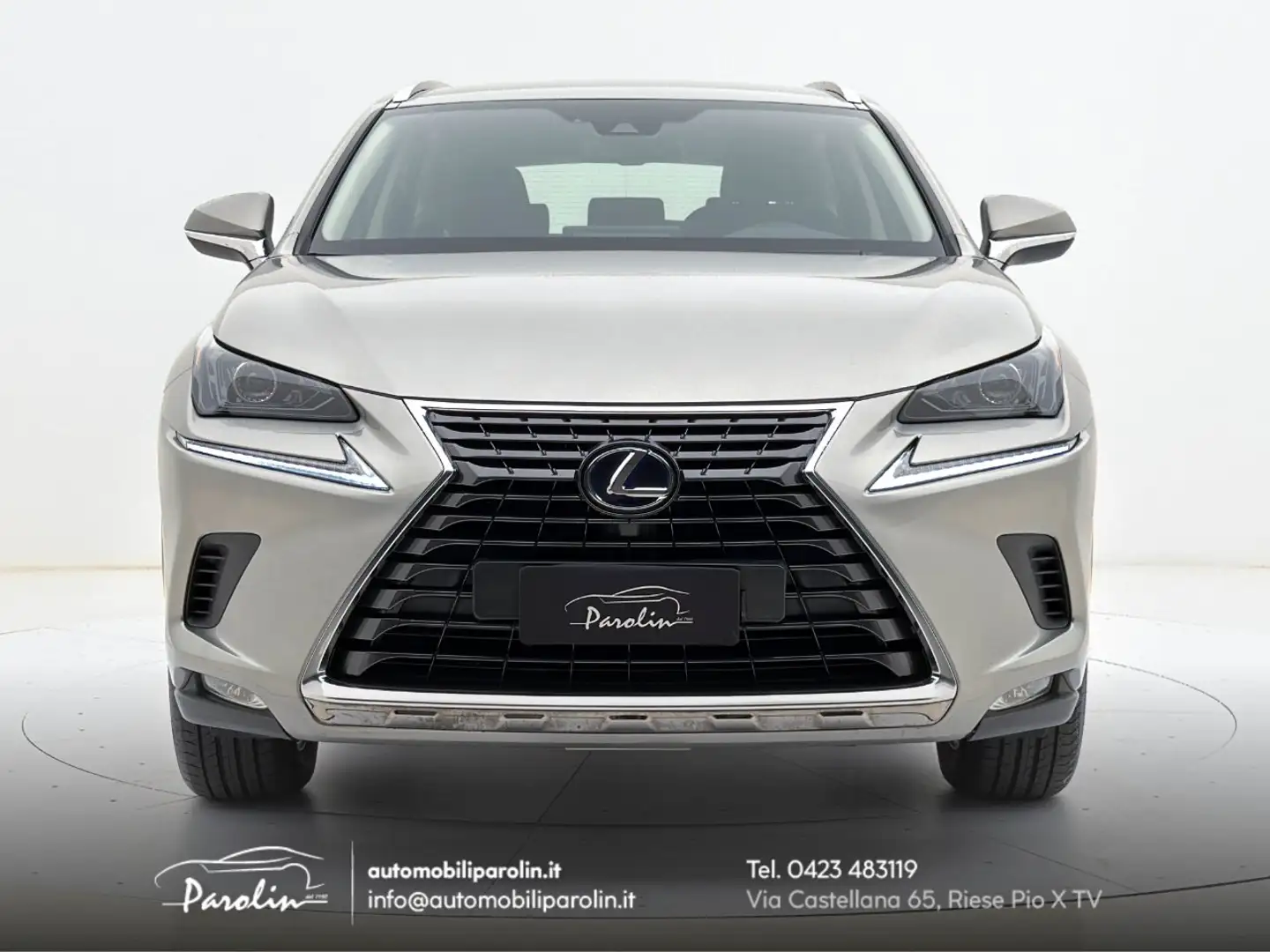 Lexus NX 300 300h 2.5 Business 2wd CVT prezzo REALE Grau - 2