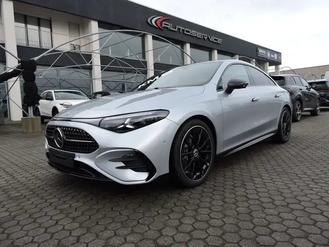 Mercedes-Benz CLA 200 CLA 200 4Matic Premium Plus