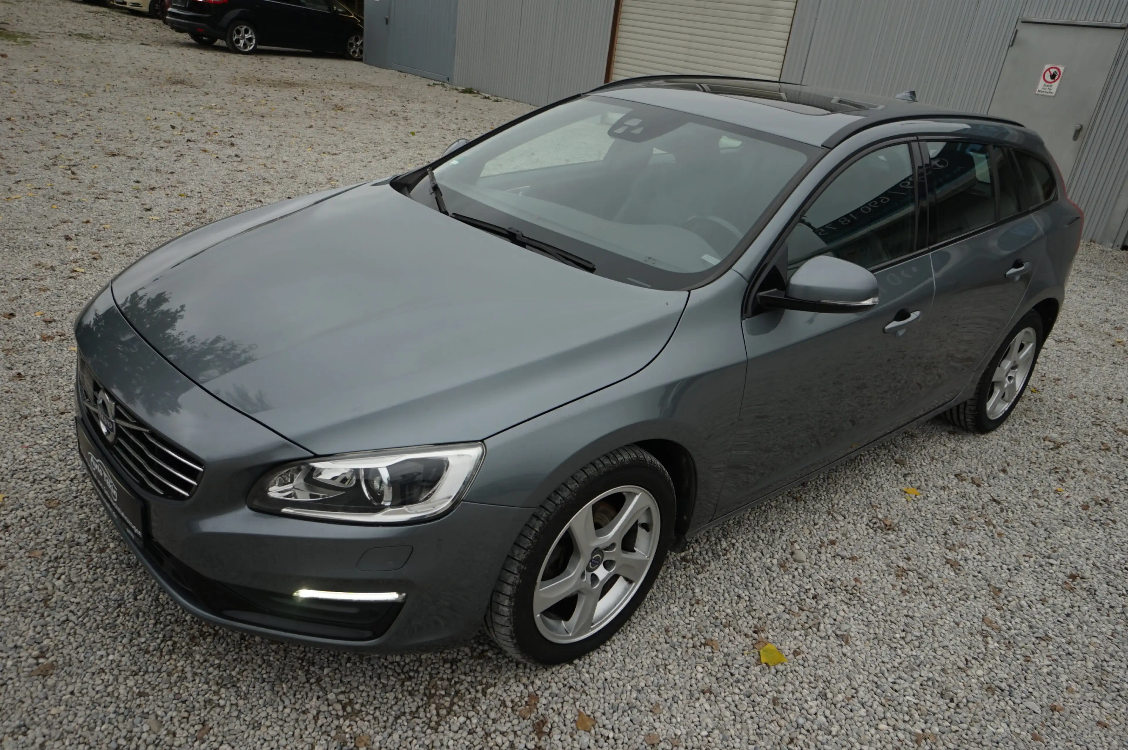 Volvo V60 D3 Kombi Linje Svart |KD lückenlos| |Kamera| — photo 3