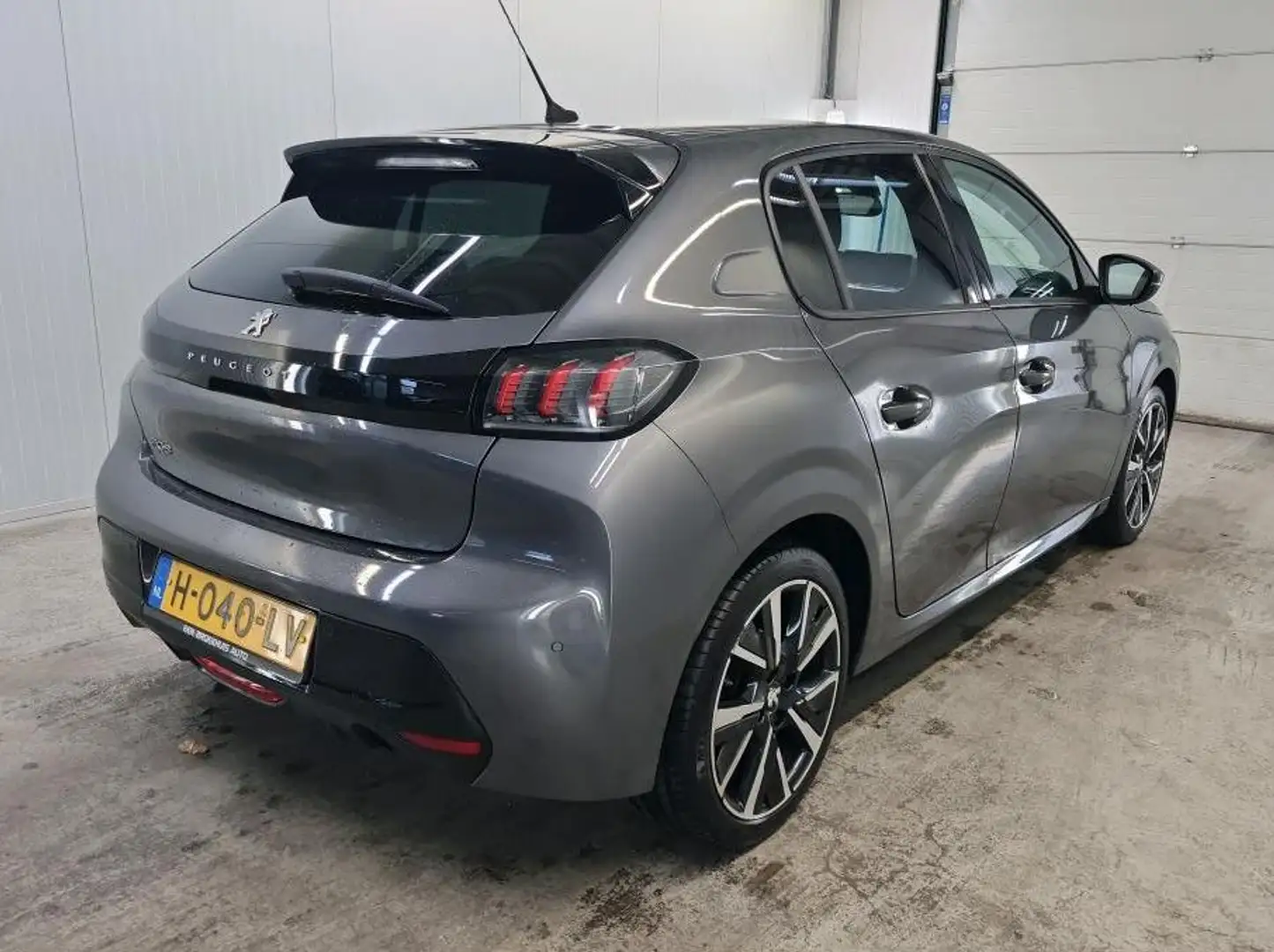 Peugeot 208 1.5 HDi Blue Lease Allure / Trekhaak / Airco-ecc./ Grijs - 2