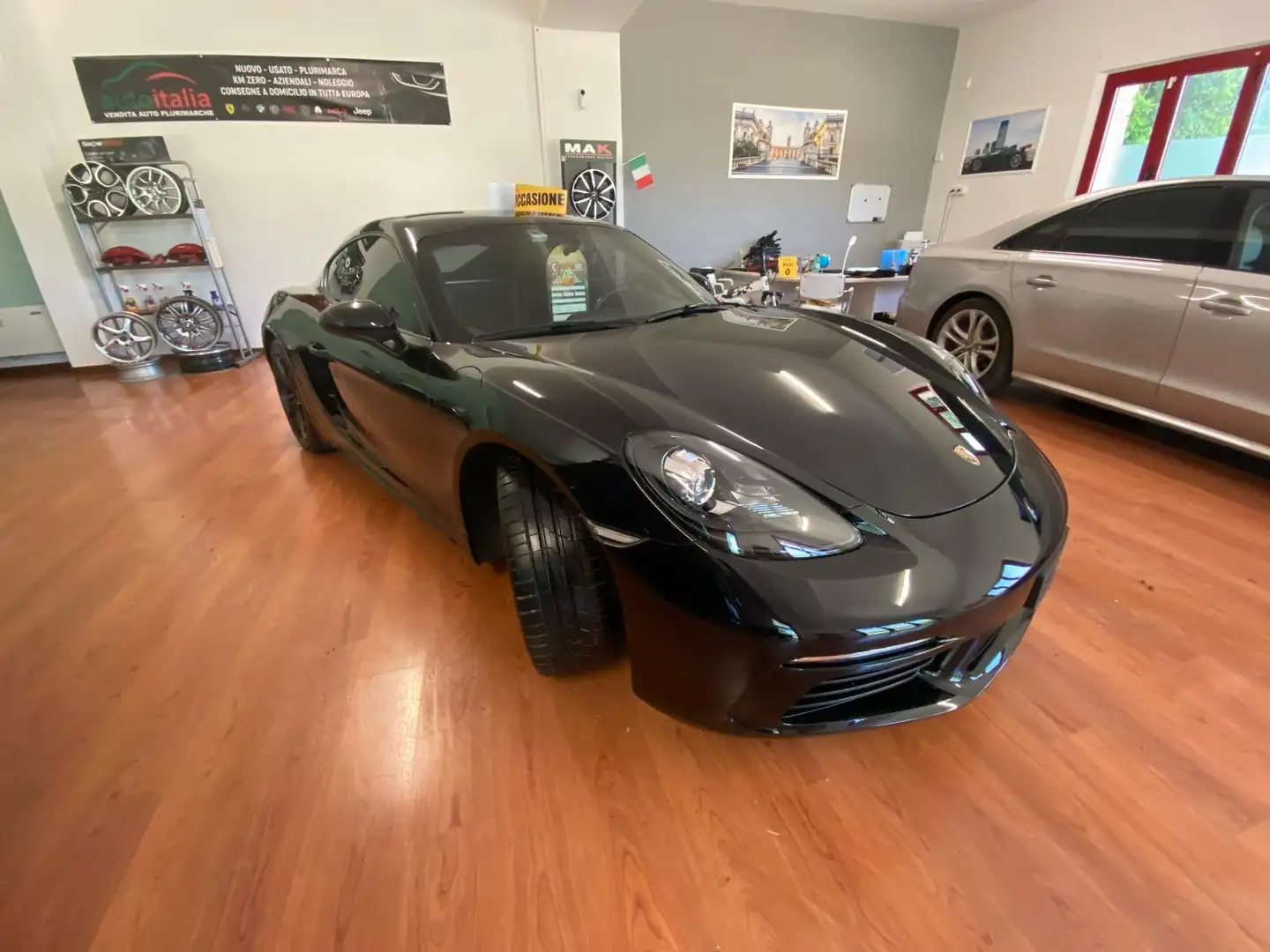 Porsche 718 Noir - 2