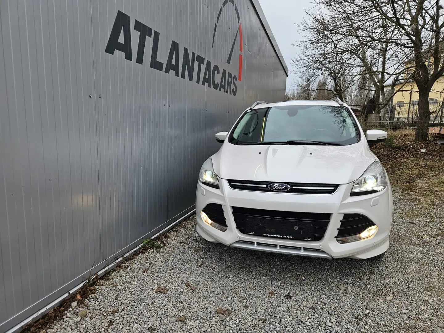 Ford Kuga 2,0 TDCi Titanium S 4x4 Aut. Weiß - 2