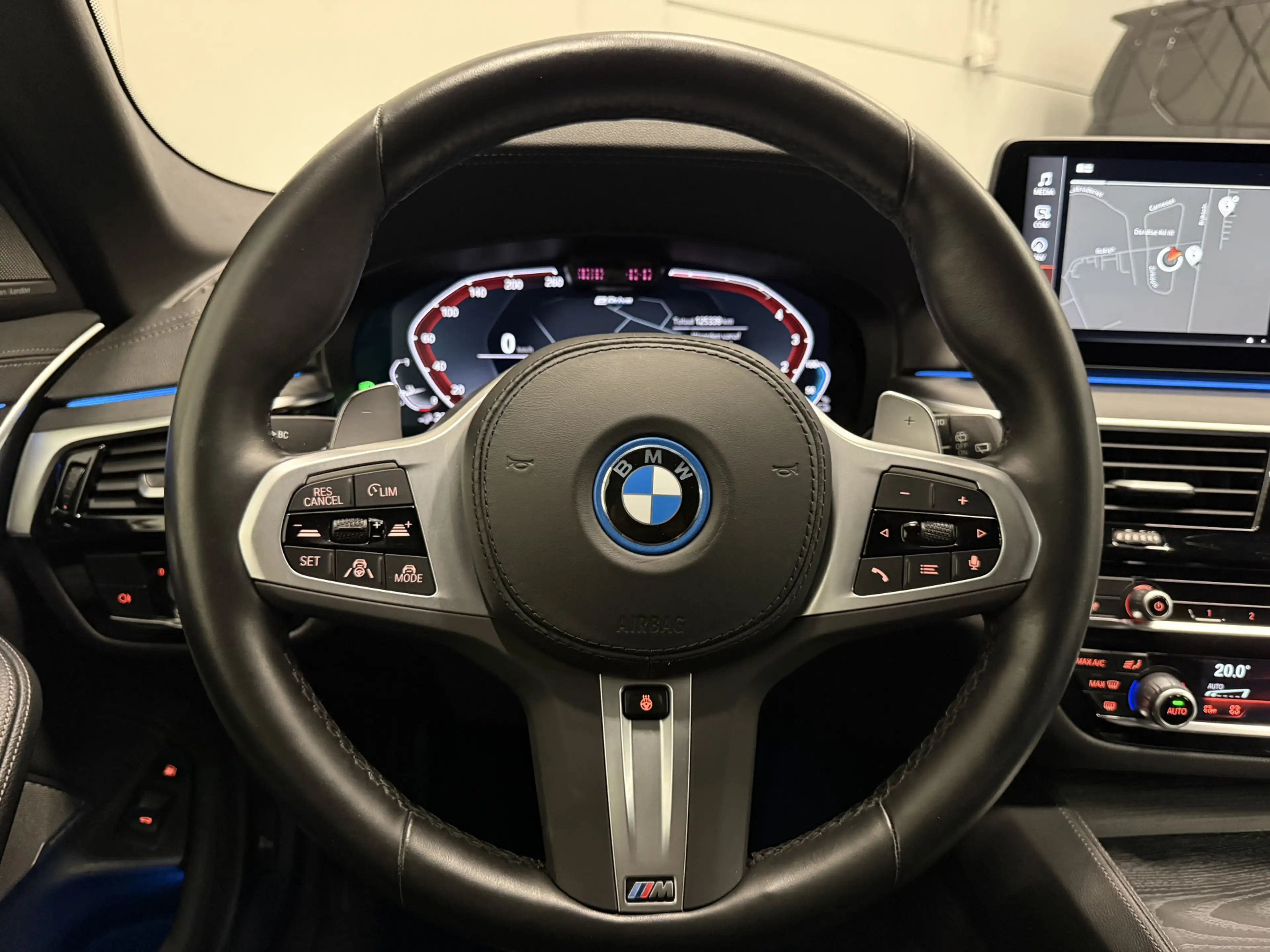 BMW 530 5-serie Touring 530e xDrive High exe PANO/TREKHAAK — photo 28