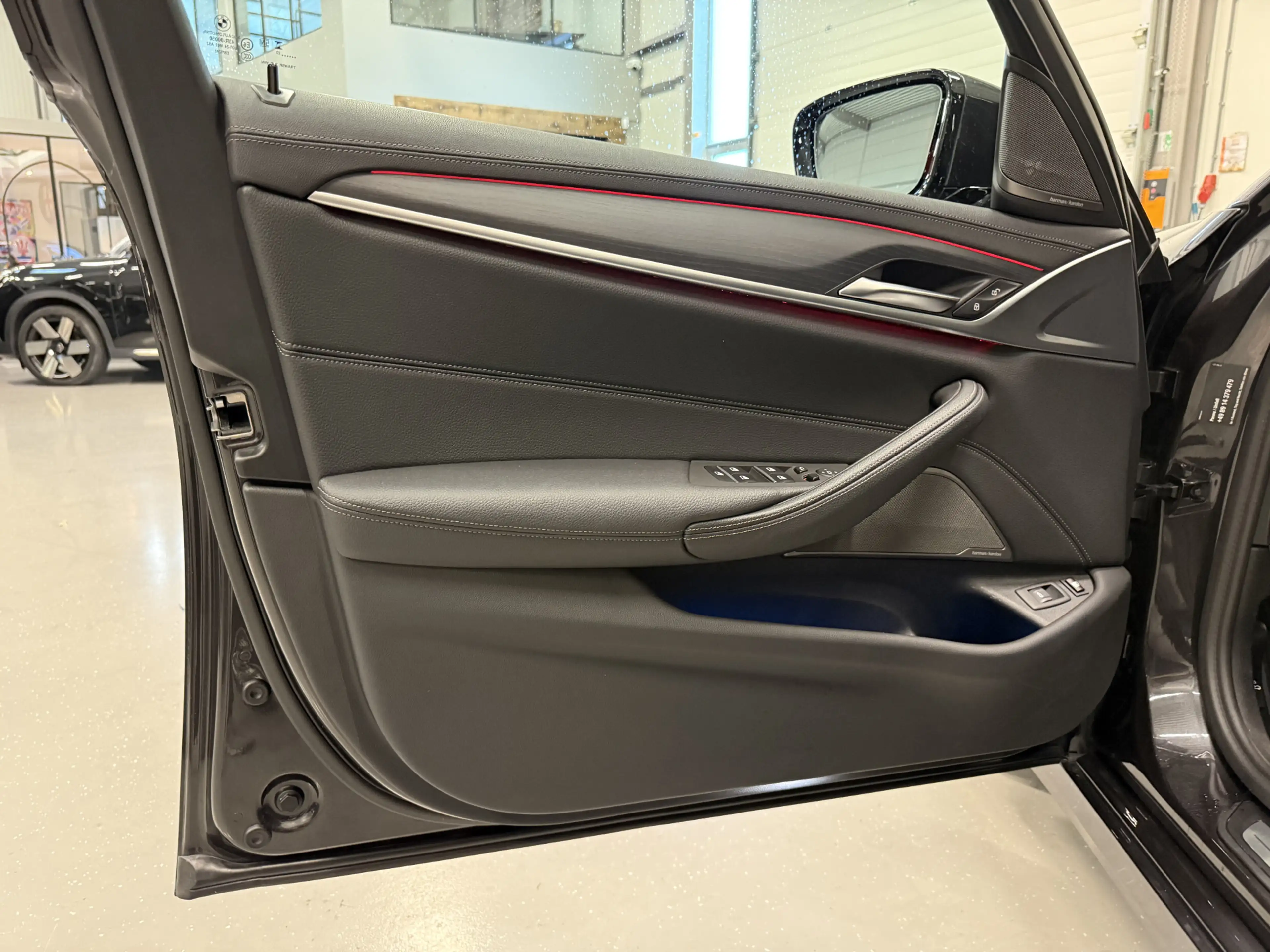 BMW 530 5-serie Touring 530e xDrive High exe PANO/TREKHAAK — photo 49