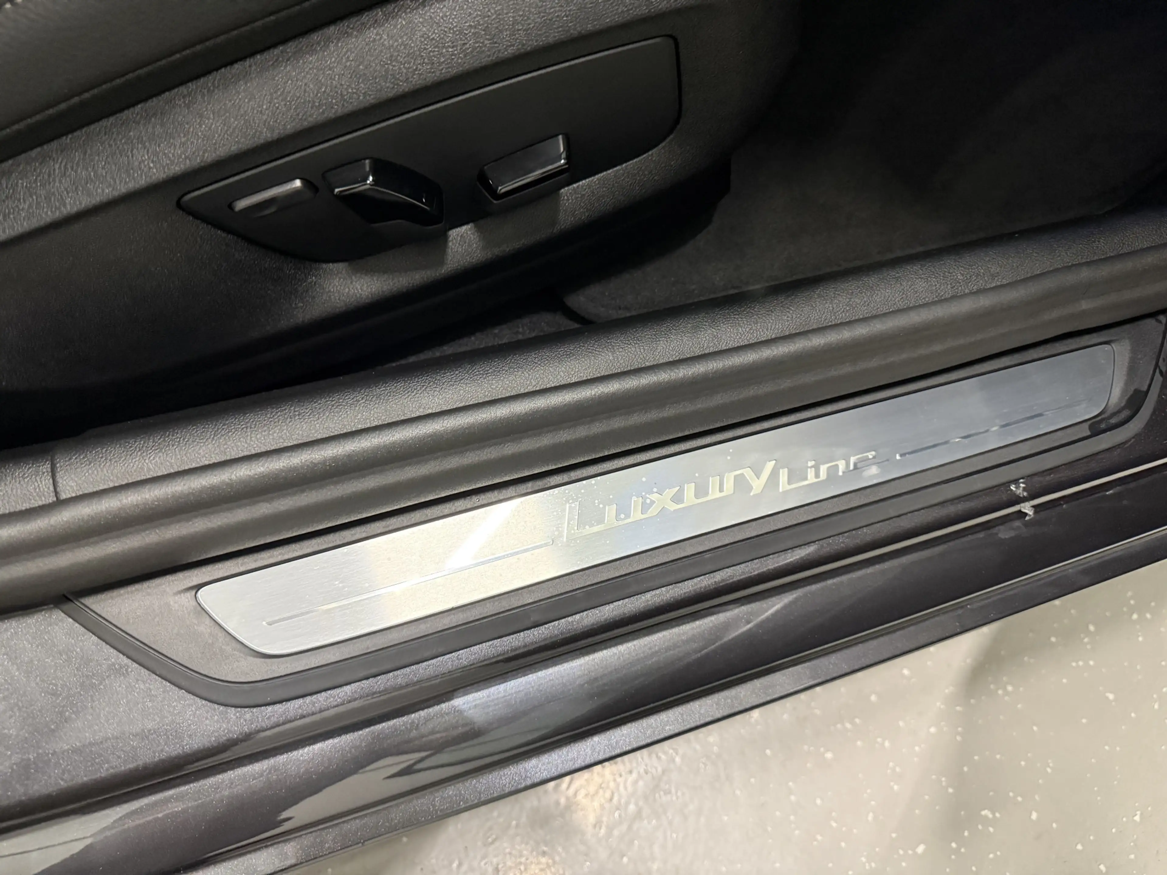 BMW 530 5-serie Touring 530e xDrive High exe PANO/TREKHAAK — photo 48