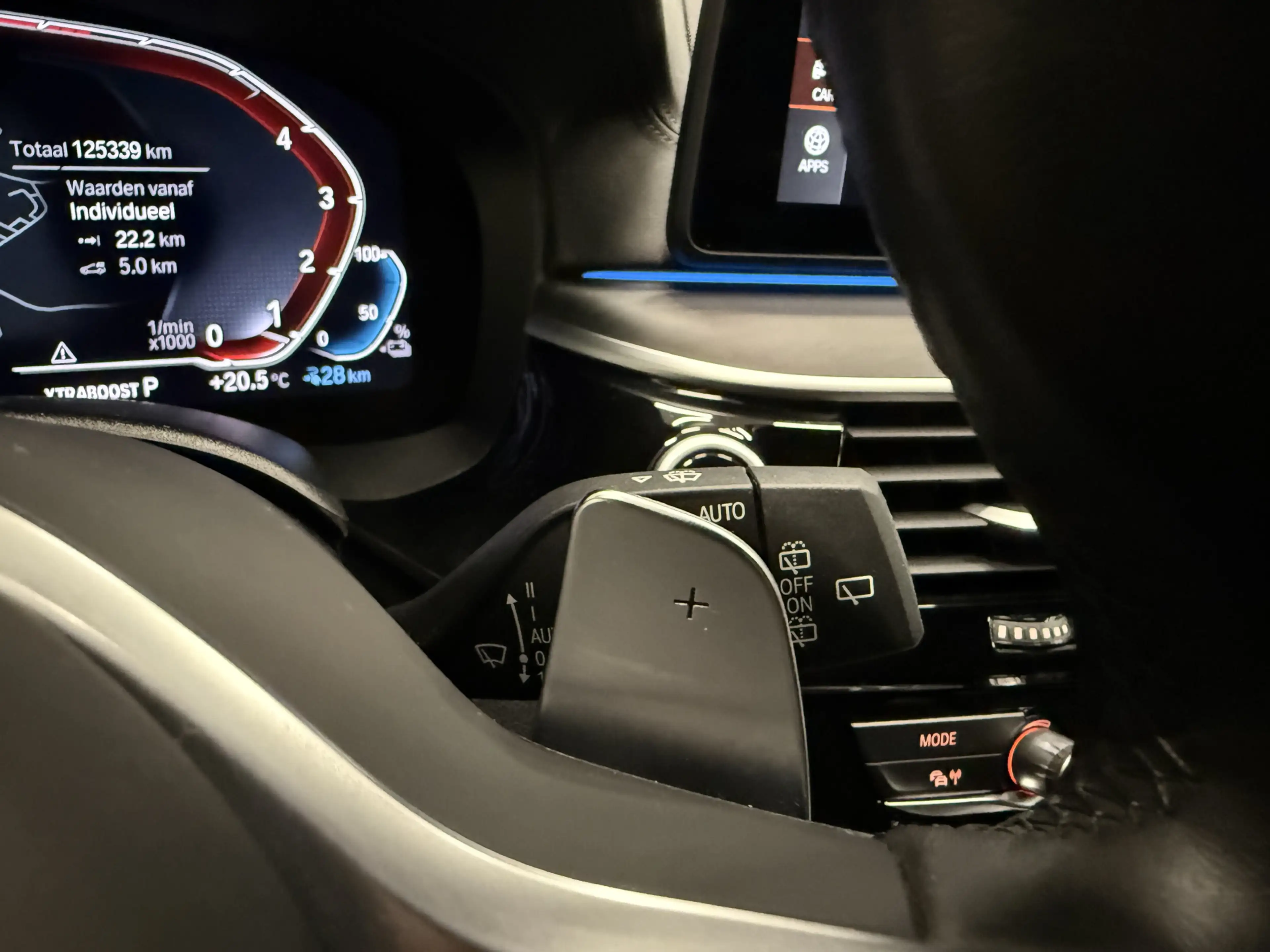 BMW 530 5-serie Touring 530e xDrive High exe PANO/TREKHAAK — photo 31