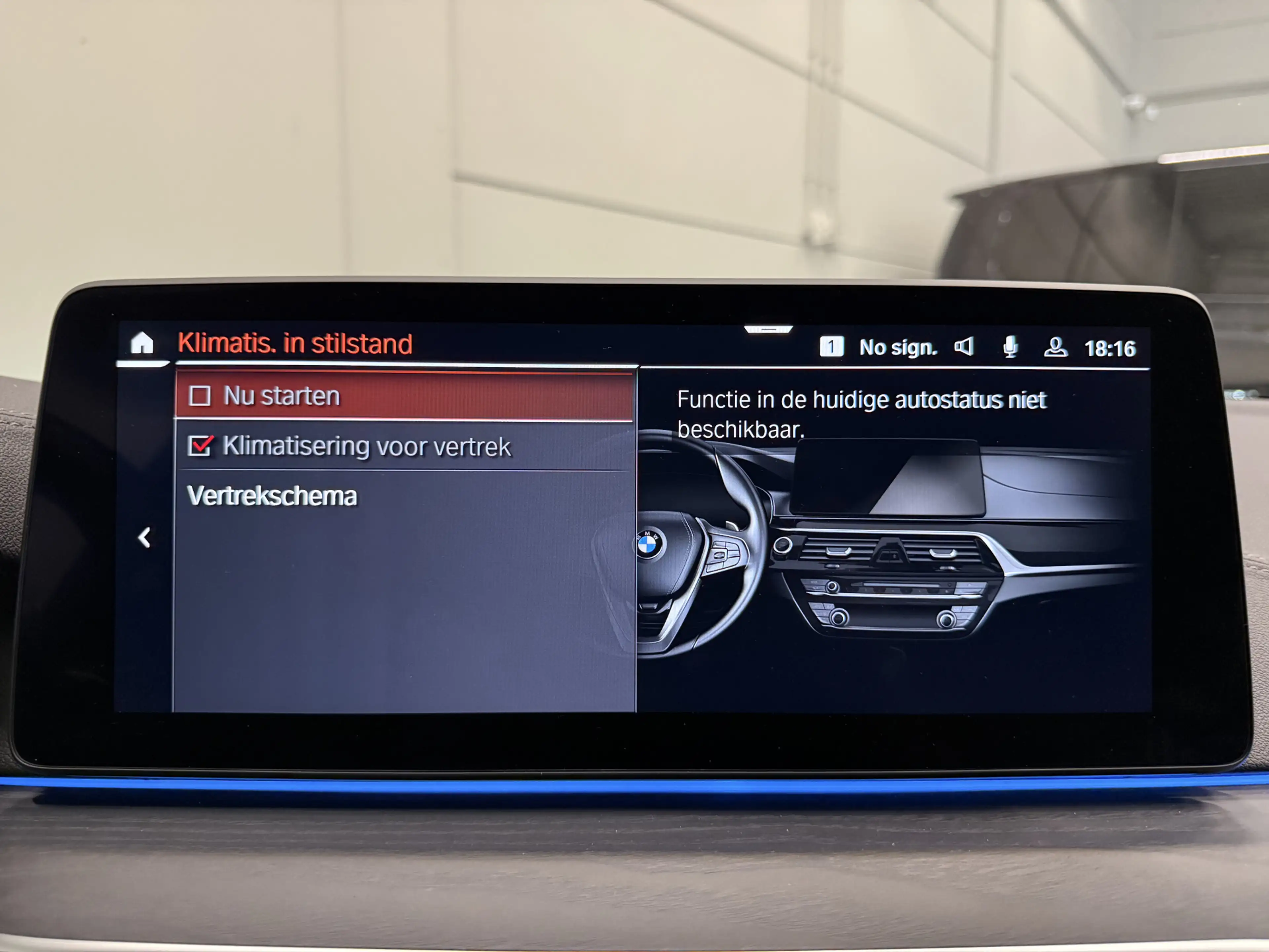 BMW 530 5-serie Touring 530e xDrive High exe PANO/TREKHAAK — photo 39