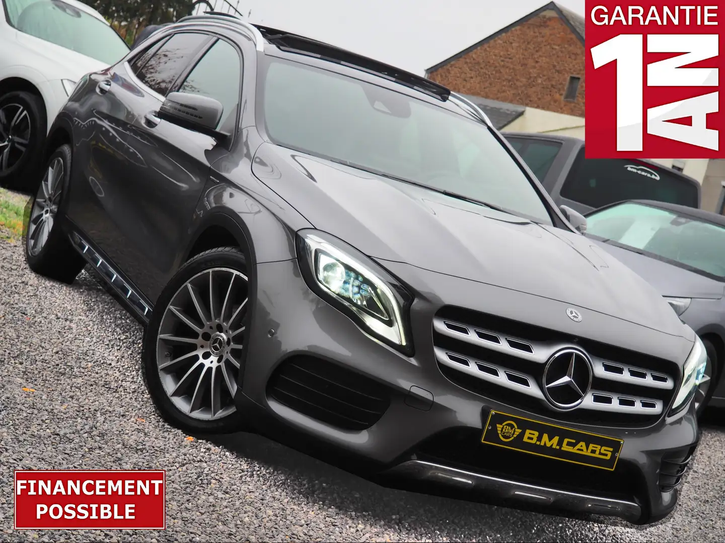 Mercedes-Benz GLA 200 EDITION ✅PACK AMG✅ AUTO-GPS-CUIR-PANO-FULL OPT Grau - 1