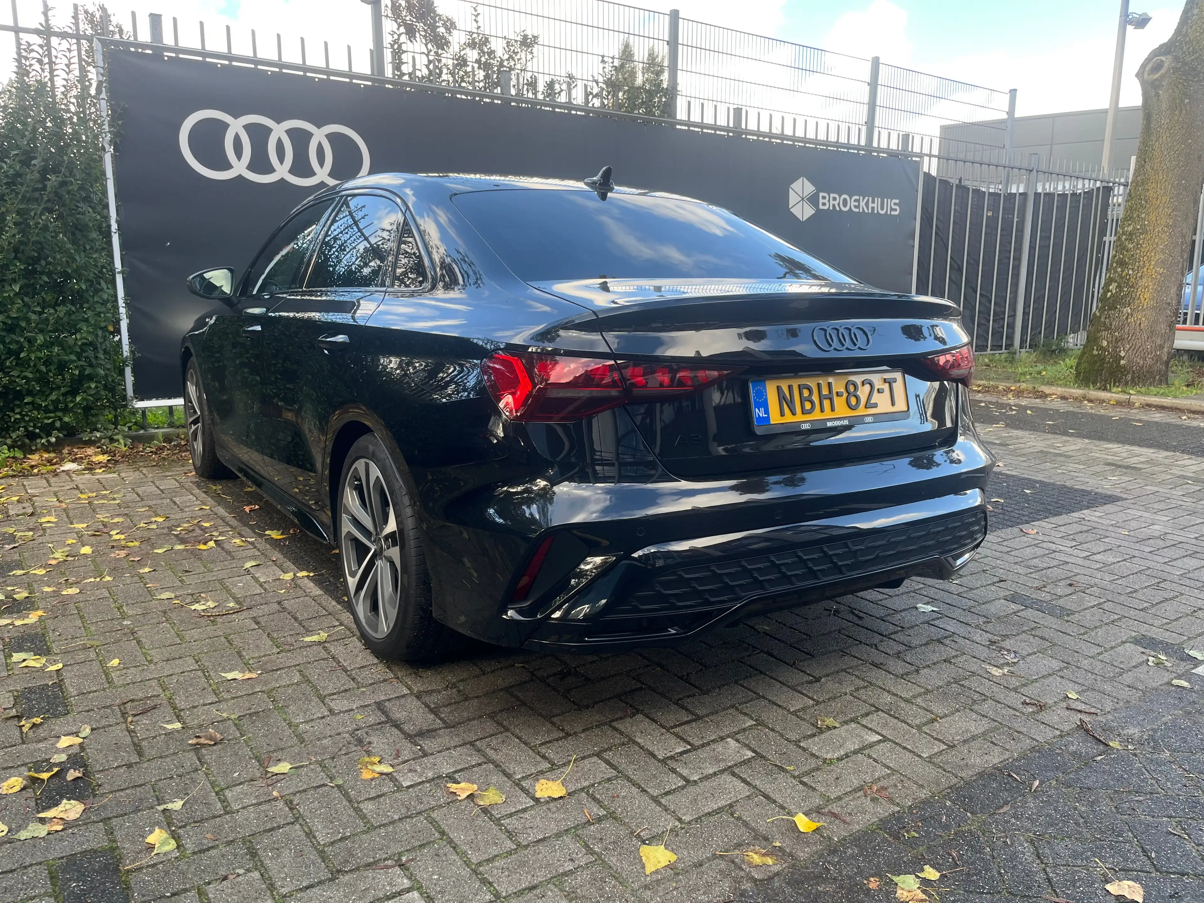 Audi A3 Limousine 35 TFSI S edition | 18 inch velgen | Son — photo 3
