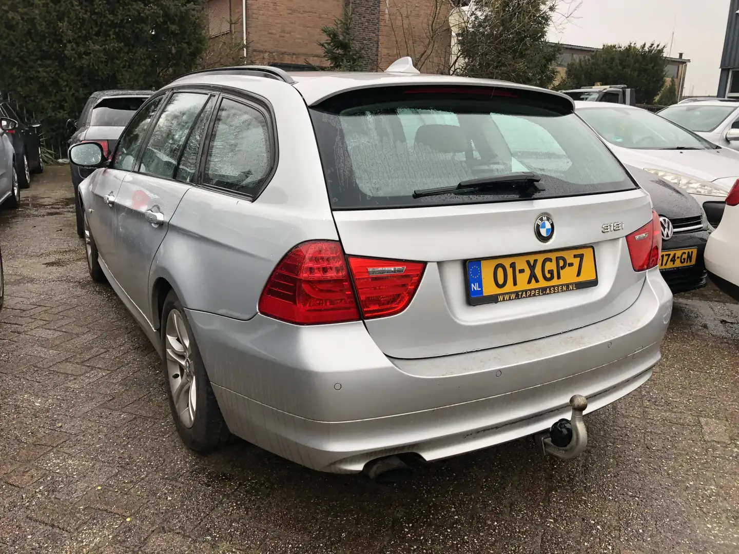 BMW 318 3-serie Touring 318i Luxury Line Navi/Leer/Pdc - E Grijs - 2