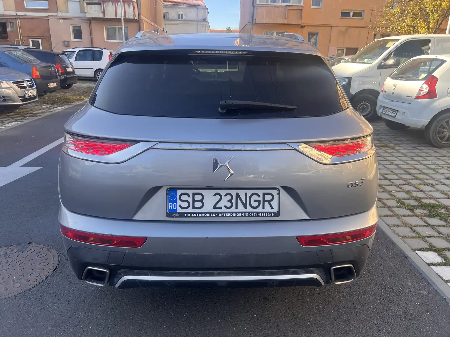 DS Automobiles DS 7 Crossback Grau - 2