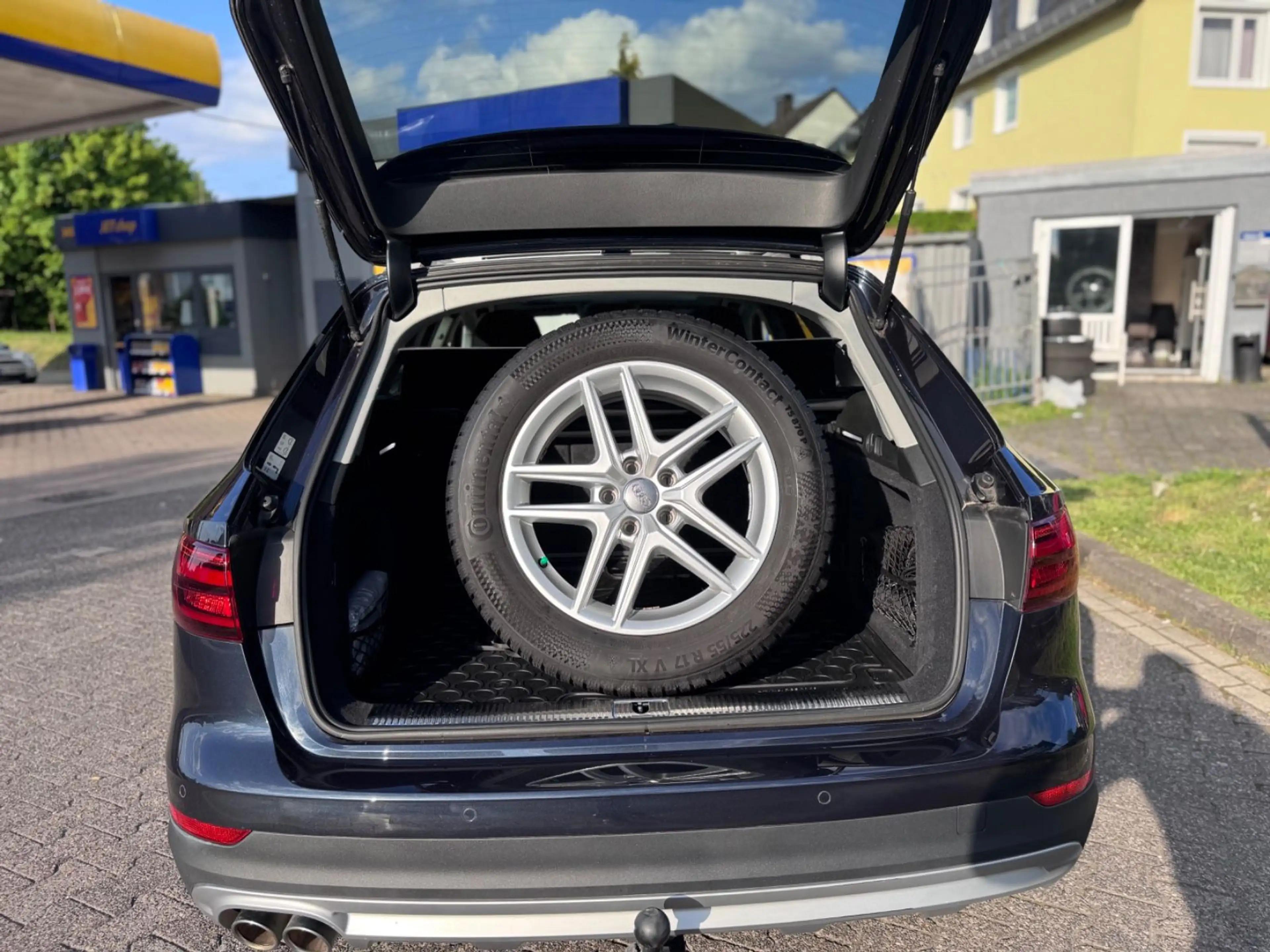 Audi A4 allroad quattro basis Pano-AHK-Leder-Orig-Km — photo 12