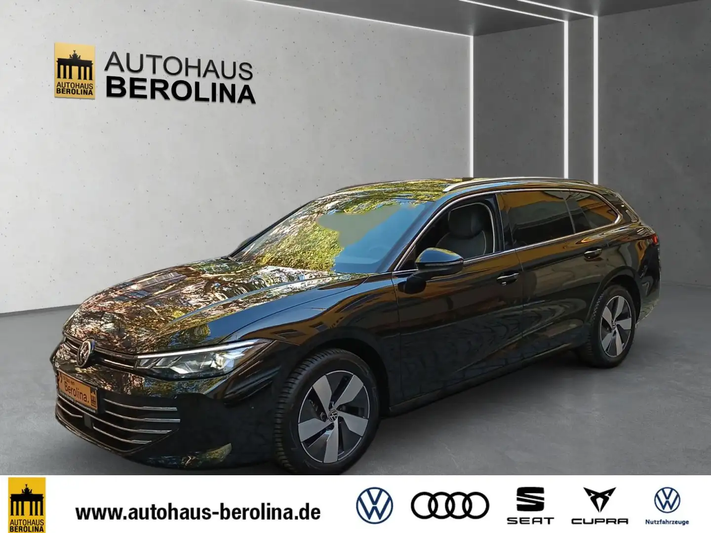 Volkswagen Passat Variant 1.5 eTSI Business DSG *IQ.DRIVE* Schwarz - 2