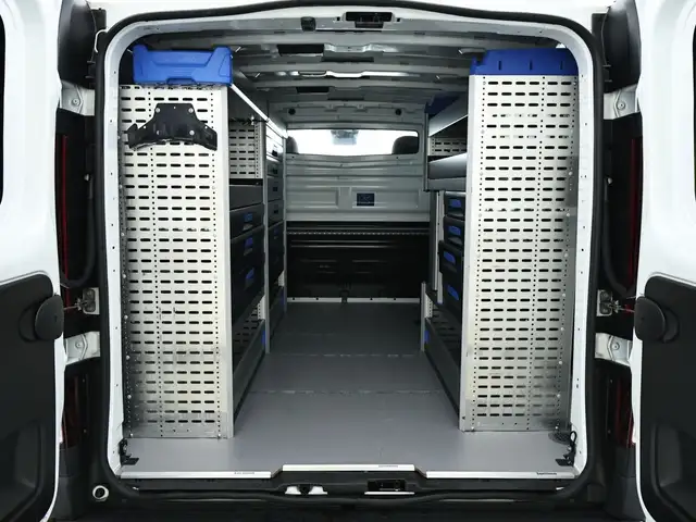 Renault Trafic view 6