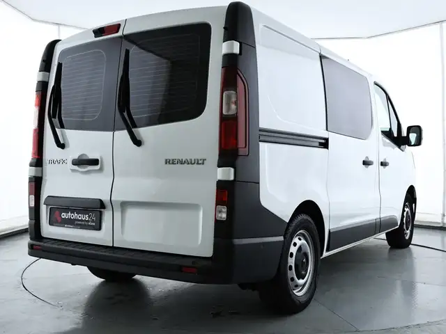 Renault Trafic view 5