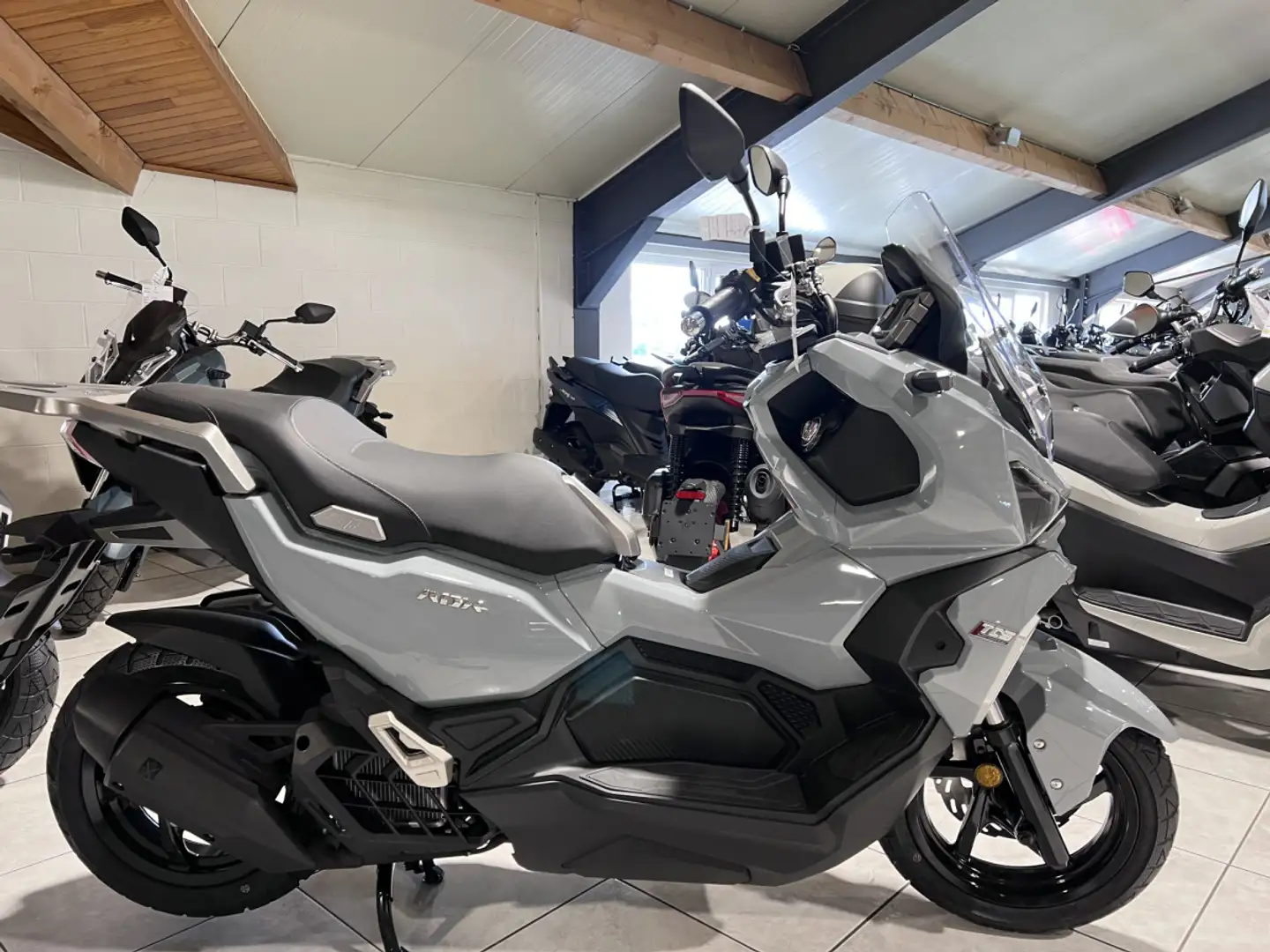 SYM ADX 125 Groen - 1