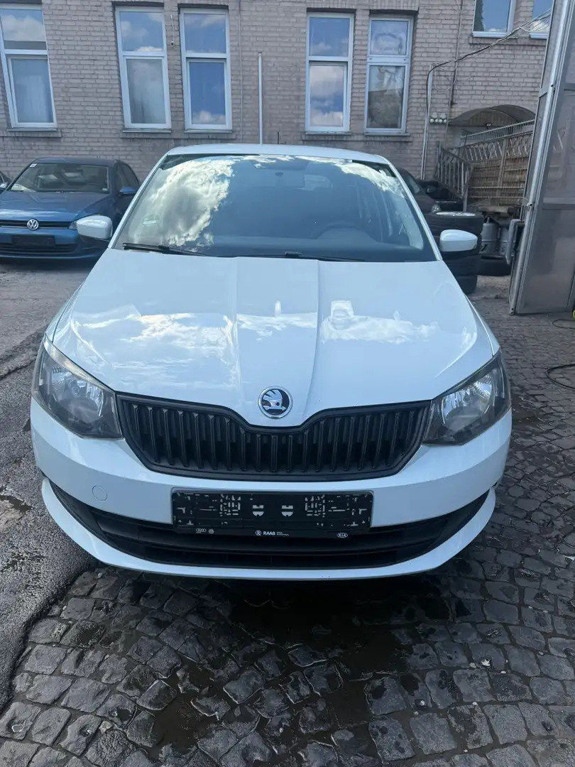 Skoda Fabia Combi 1.4 TDI Active Weiß - 1