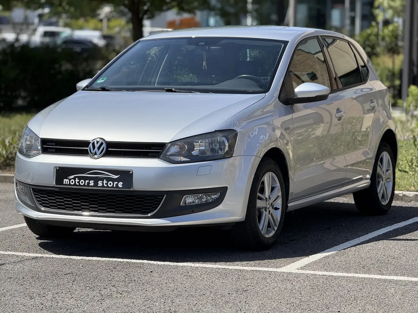 Volkswagen Polo Polo 1.2i life//64000 km/garantie 12 mois Zilver - 1