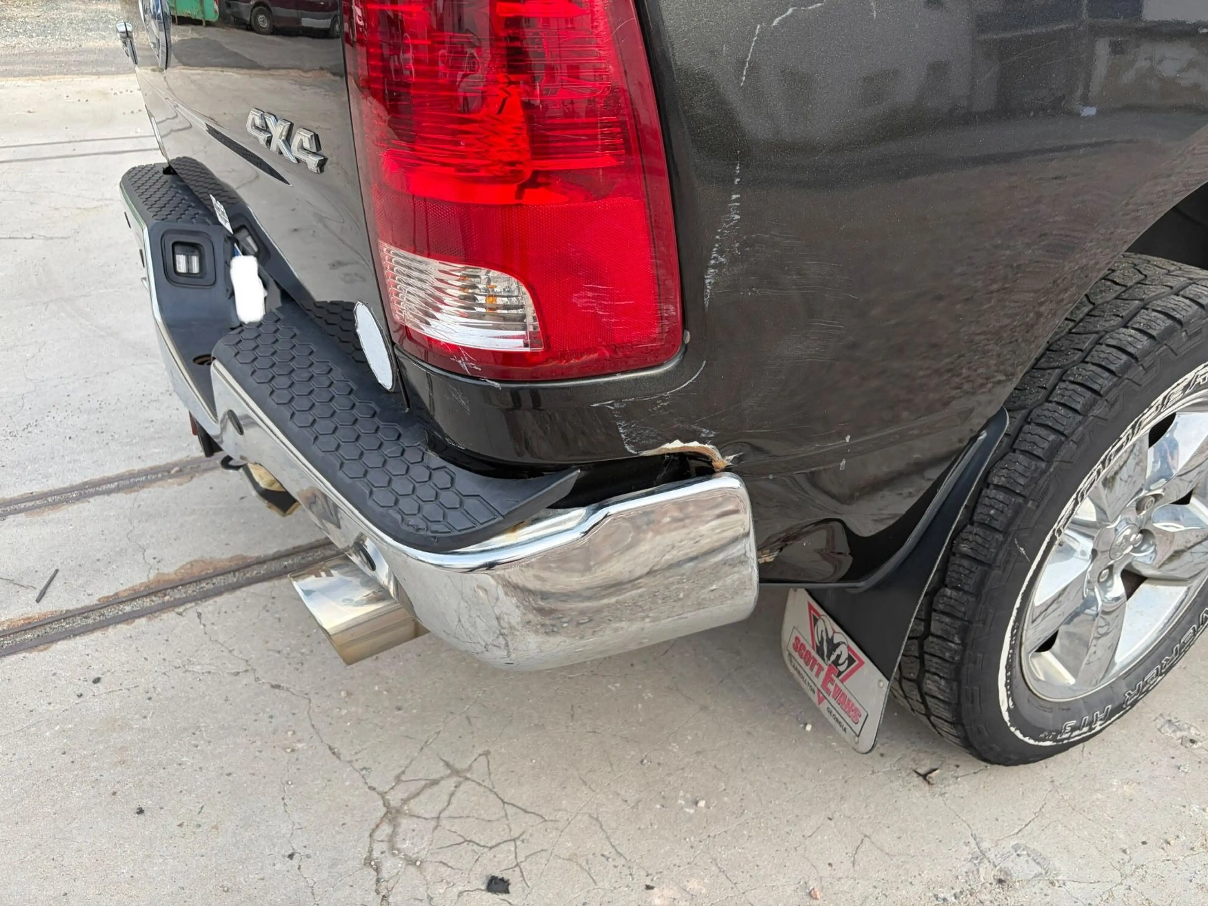 Dodge RAM 5.7 V8 Doka Hemi Bighorn *rostfrei* Facelift — photo 13