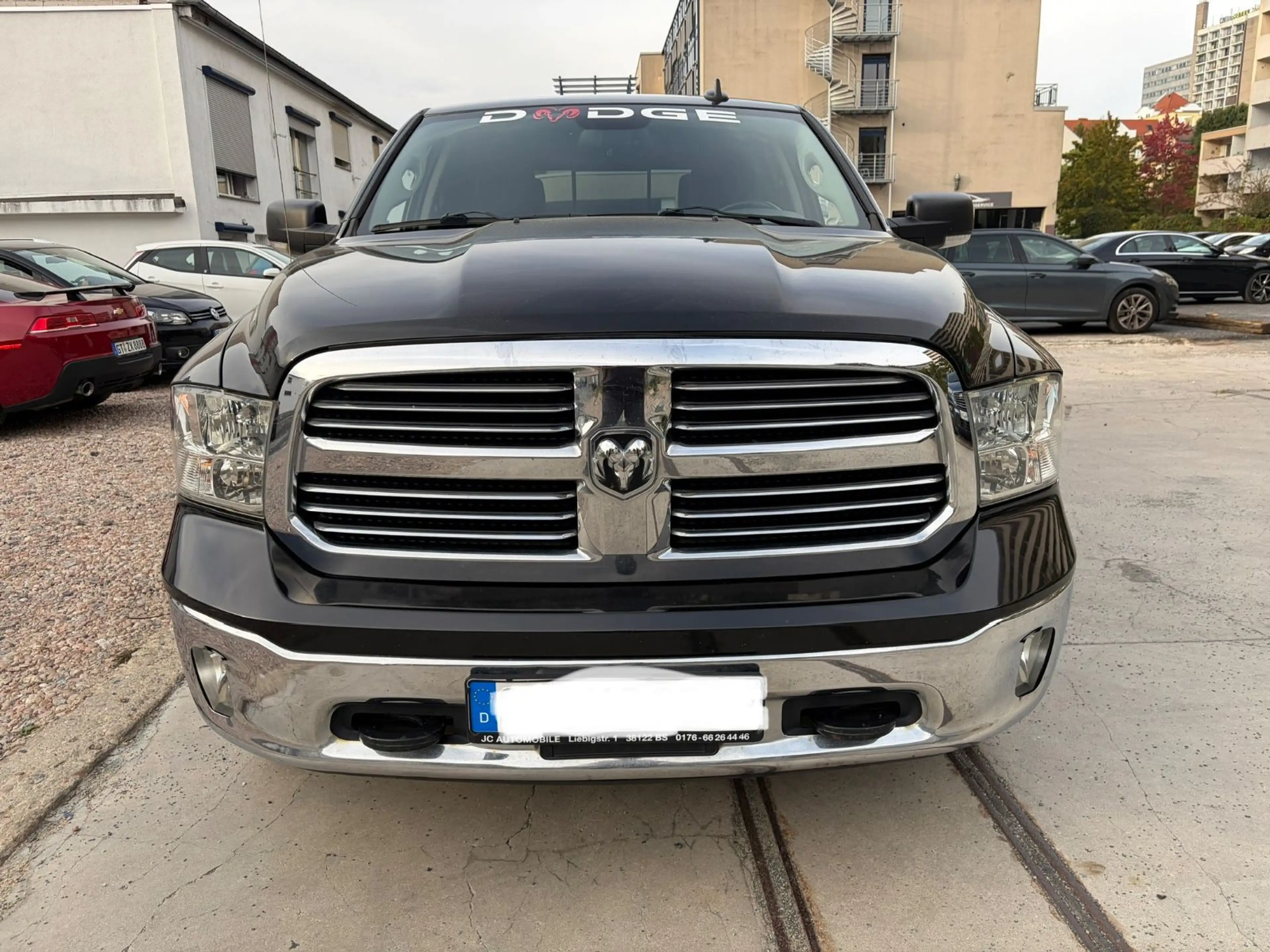 Dodge RAM 5.7 V8 Doka Hemi Bighorn *rostfrei* Facelift — photo 2