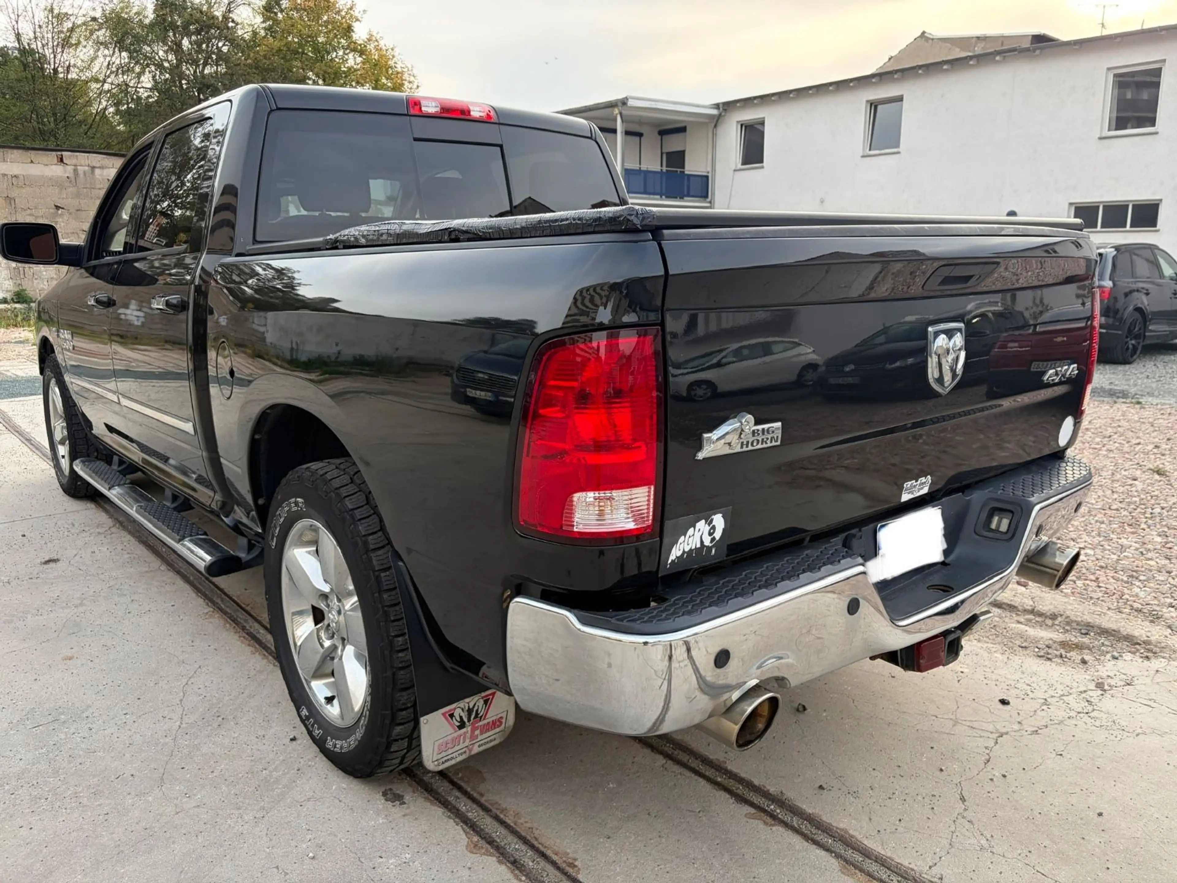 Dodge RAM 5.7 V8 Doka Hemi Bighorn *rostfrei* Facelift — photo 6