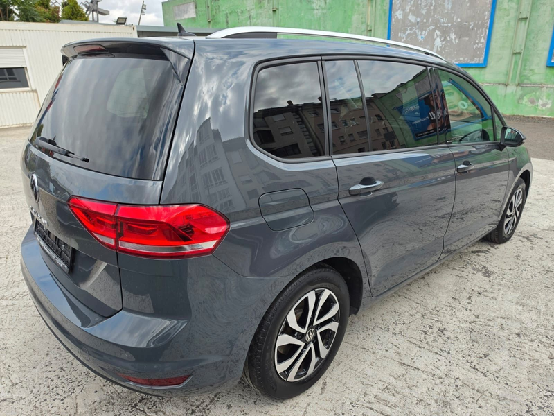 Volkswagen Touran Active 1,5 TSI Start-Stopp 7-SITZER*AHK — photo 6