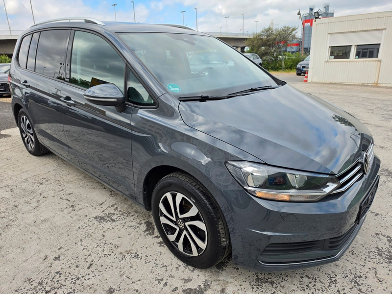 Volkswagen Touran Active 1,5 TSI Start-Stopp 7-SITZER*AHK — photo 3
