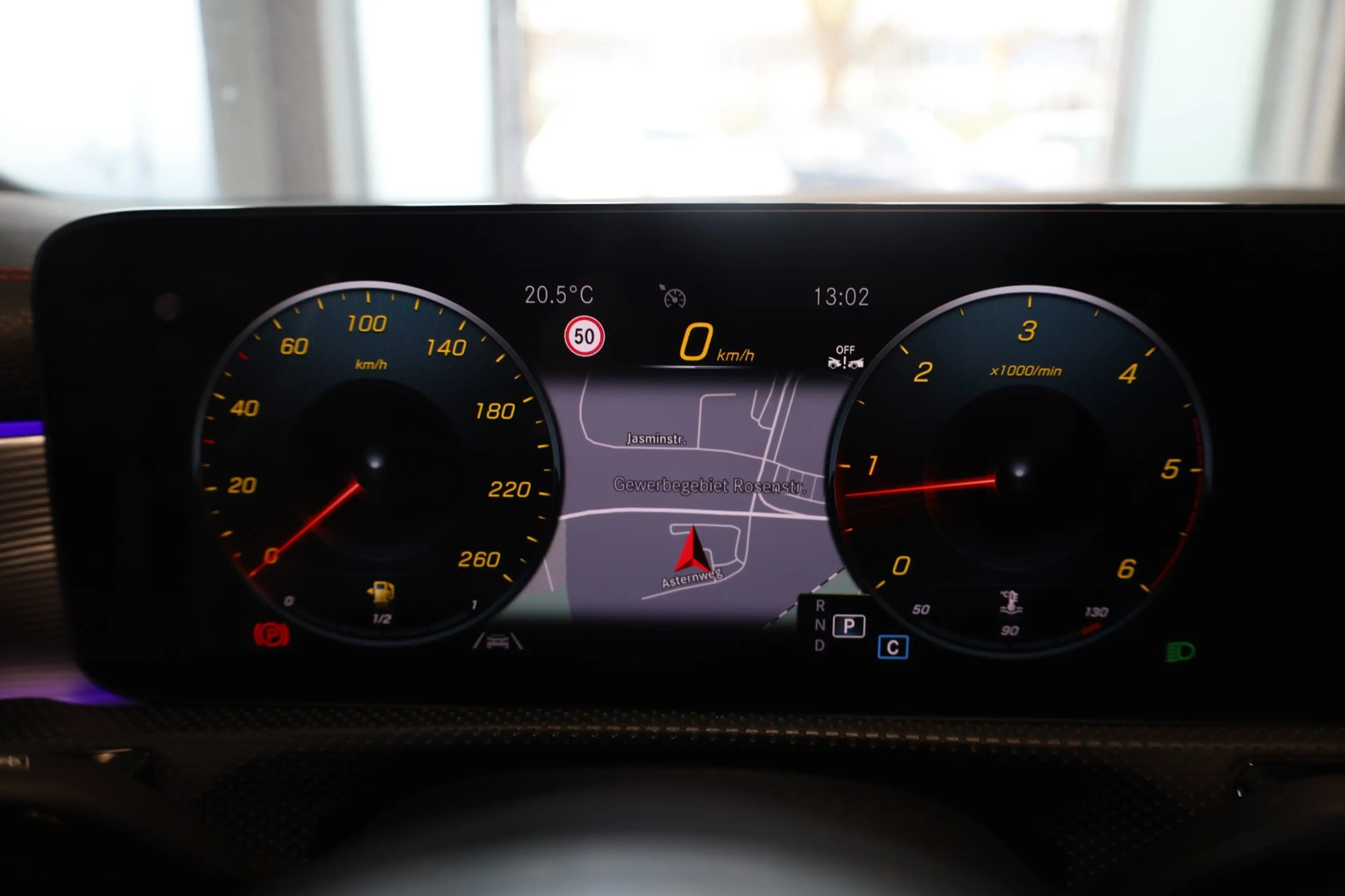 Mercedes-Benz CLA 220 d Shooting Brake AMG Line PANO/HUD — photo 23