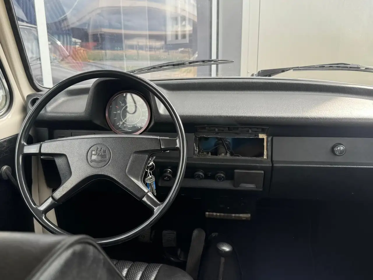 Volkswagen Kever 1303, foto 3
