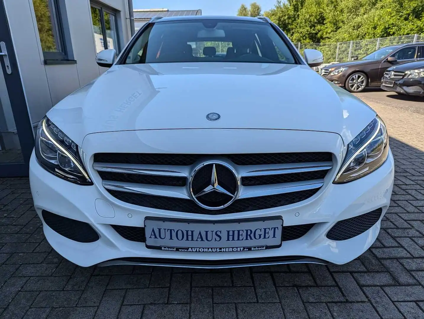 Mercedes-Benz C 180 T 7G-TRONIC Avantgarde 2.Hand/MB-Scheckheft/LED/Pa Weiß - 2