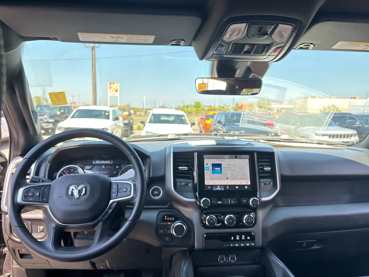 RAM 1500 снимка RAM 1500