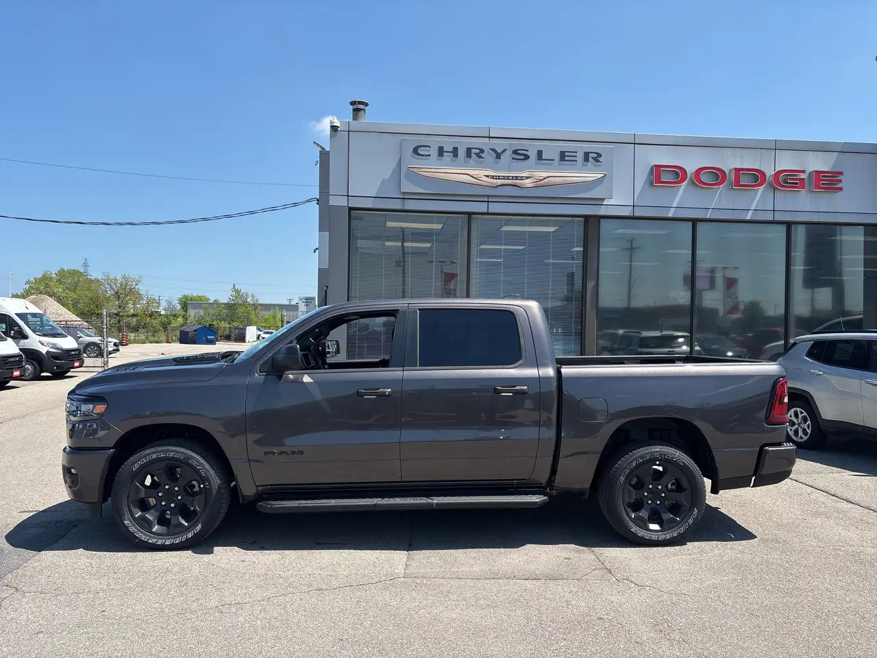 RAM 1500 снимка RAM 1500