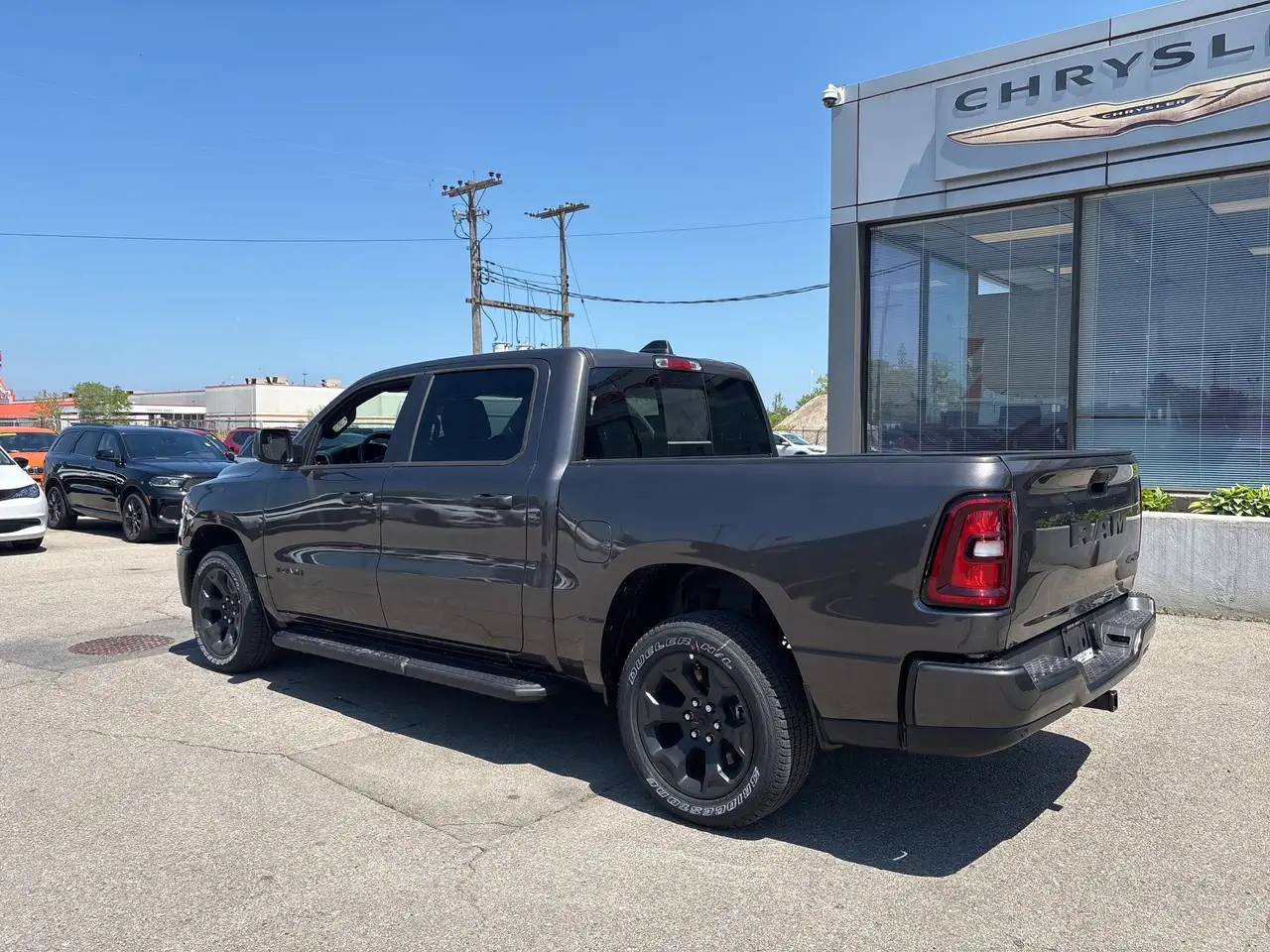 RAM 1500 снимка RAM 1500
