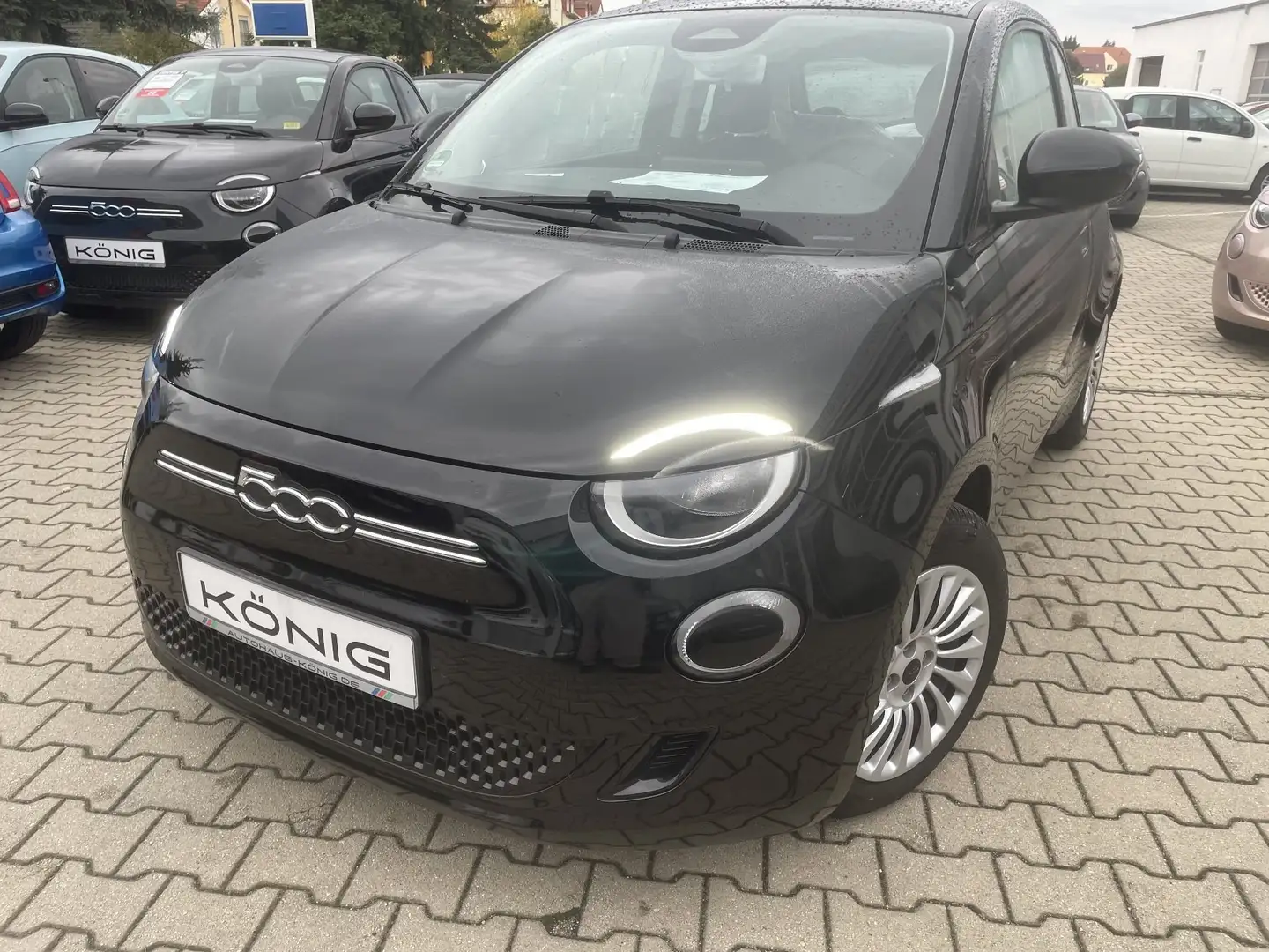 Fiat 500e 3+1 Neuer 500 320km Reichweite Schwarz - 1