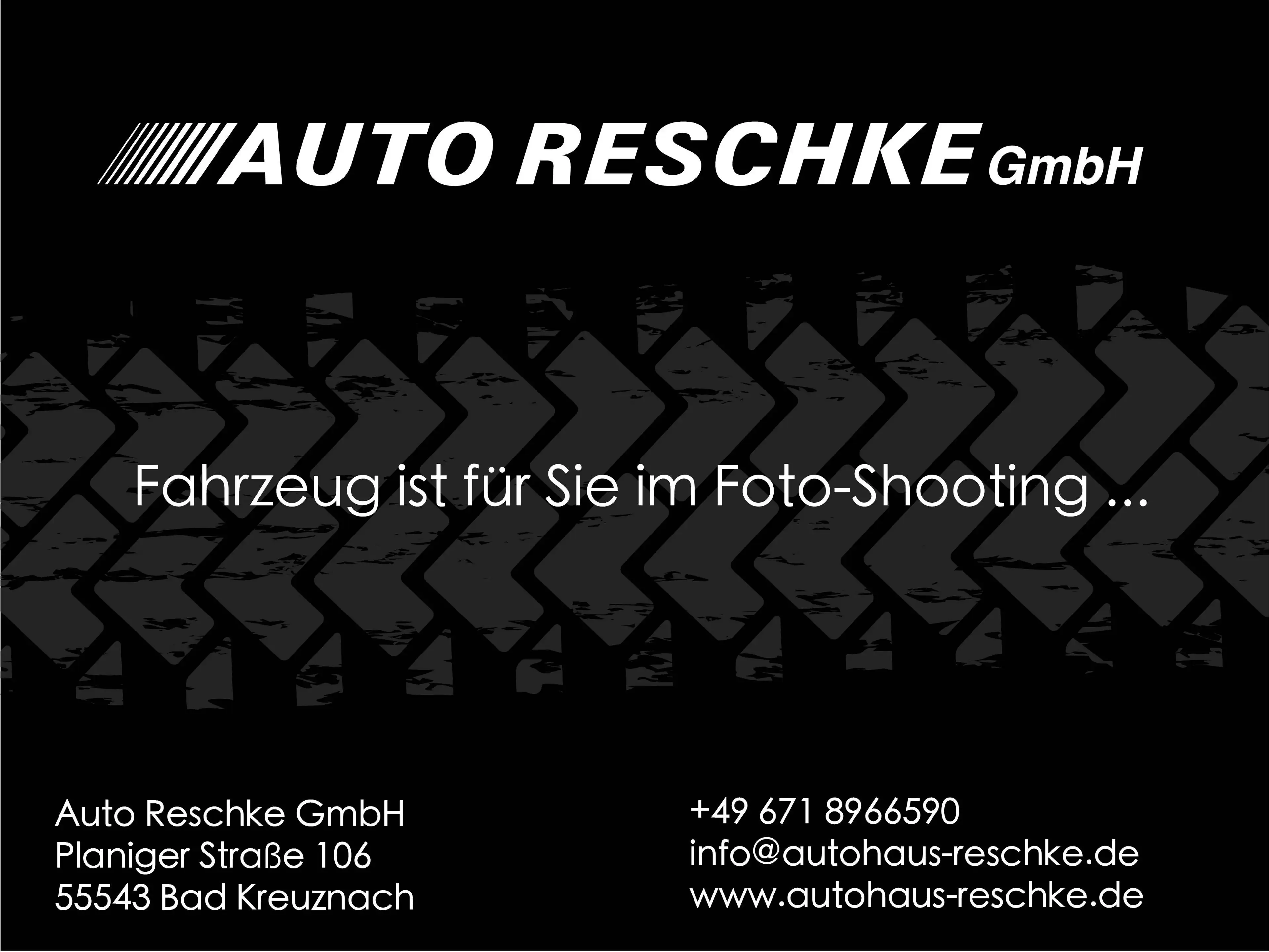 Land Rover Discovery SDV6 HSE / 7-Sitzer / Standheizung / Meridian