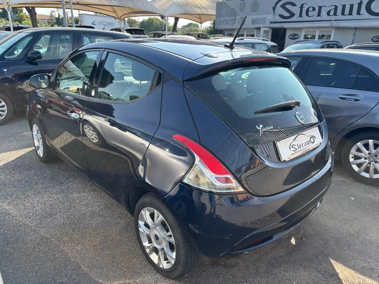 Lancia Ypsilon 1.2 69 CV 5 porte Gold Azul - 2