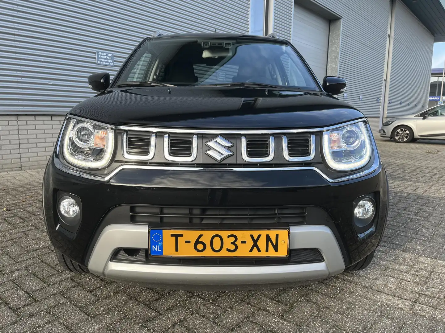 Suzuki Ignis 1.2 Smart Hybrid Style | Cruise Control | Climate Zwart - 2