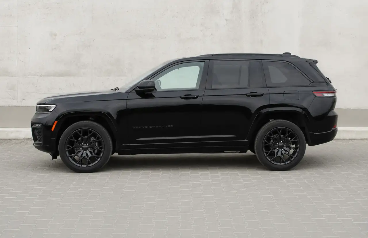 Jeep Grand Cherokee photo Jeep Grand Cherokee