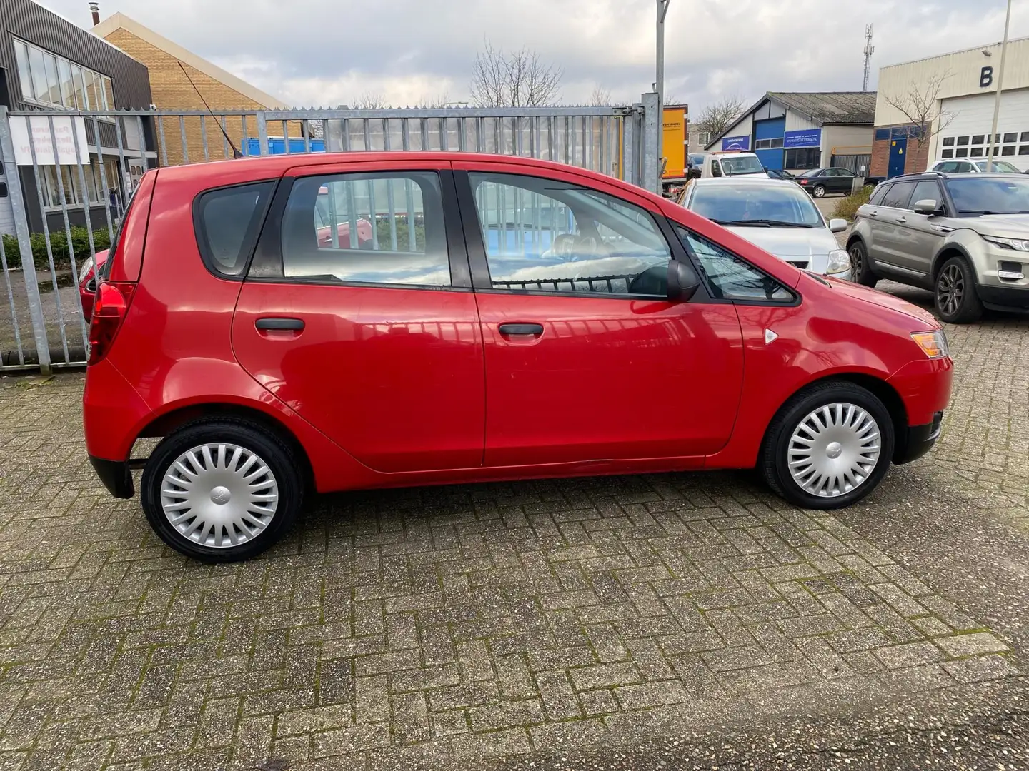 Mitsubishi Colt 1.1 Inform Rot - 2