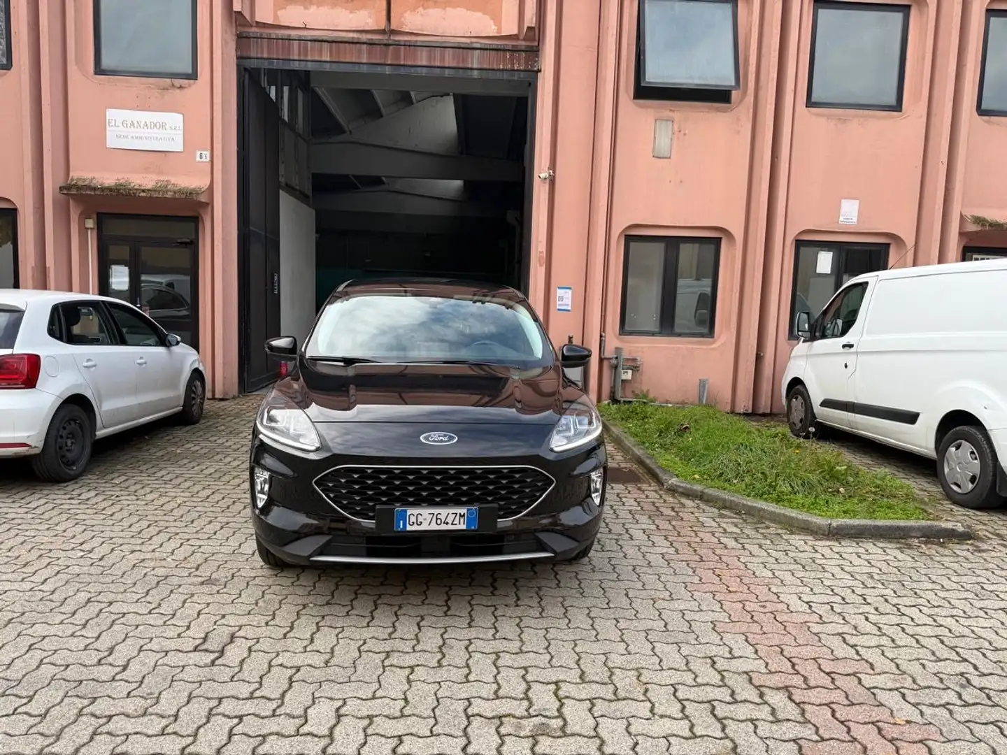 Ford Kuga Kuga III 2.5 phev Connect 2wd 225cv e-shifter Noir - 2