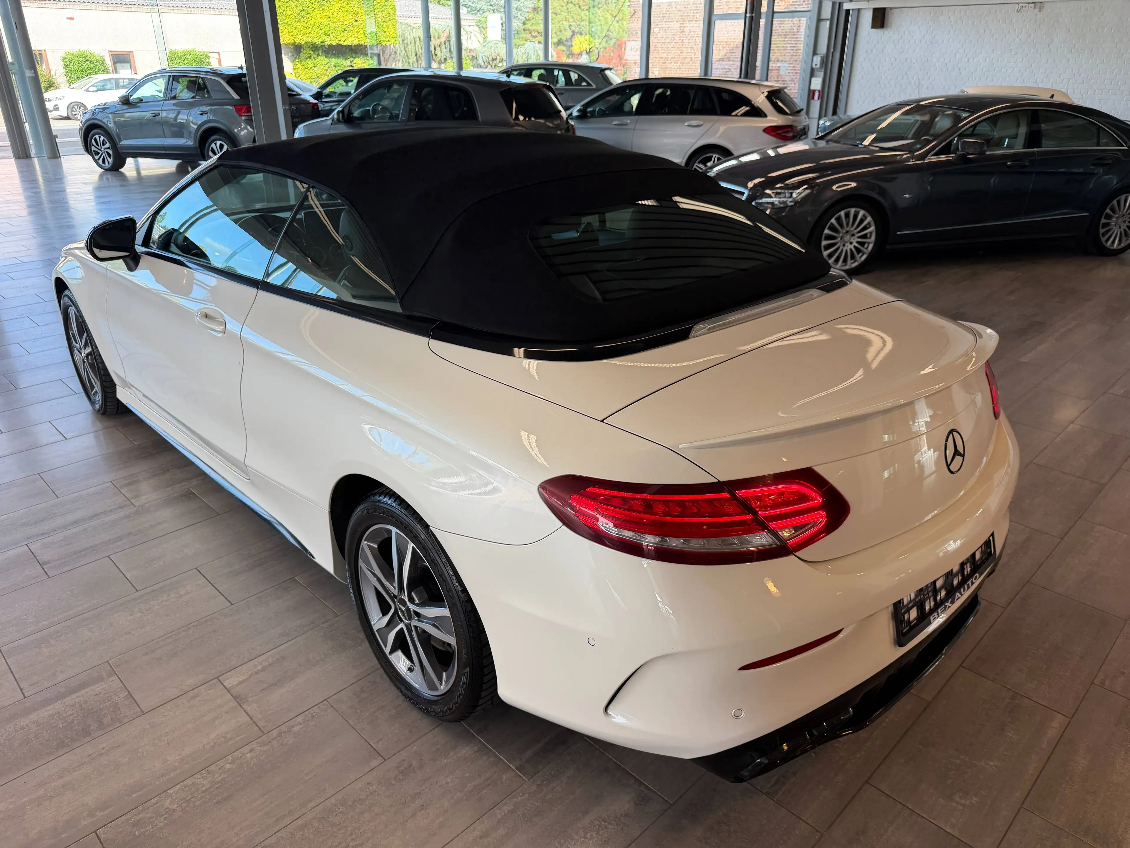 Mercedes-Benz C 250 Cabriolet C 250 d*LOOK 63 AMG*4-AIRMATIC*1ERPROP*CABRIOLET*GARANTIE12MOIS* — photo 9