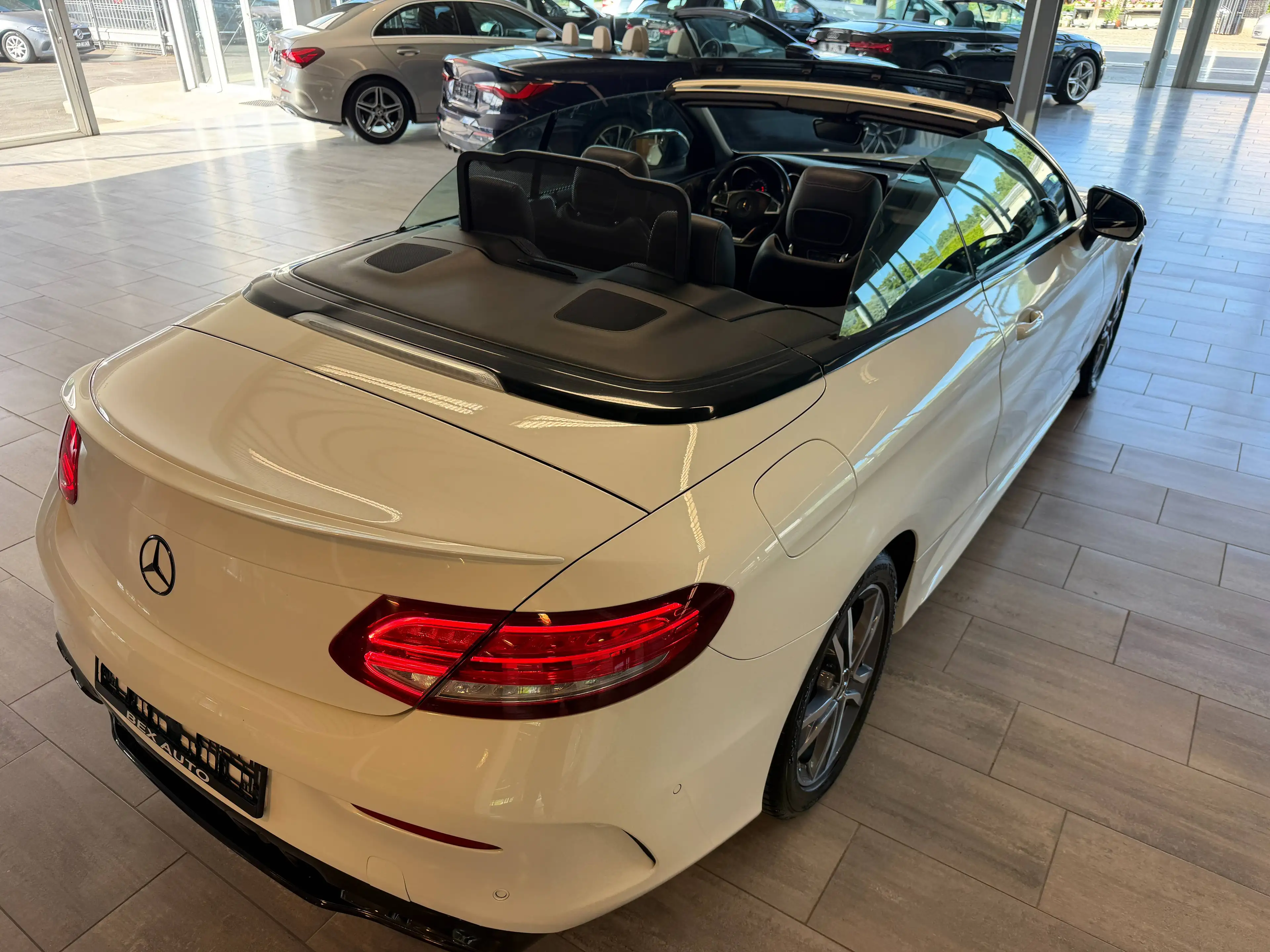 Mercedes-Benz C 250 Cabriolet C 250 d*LOOK 63 AMG*4-AIRMATIC*1ERPROP*CABRIOLET*GARANTIE12MOIS* — photo 14