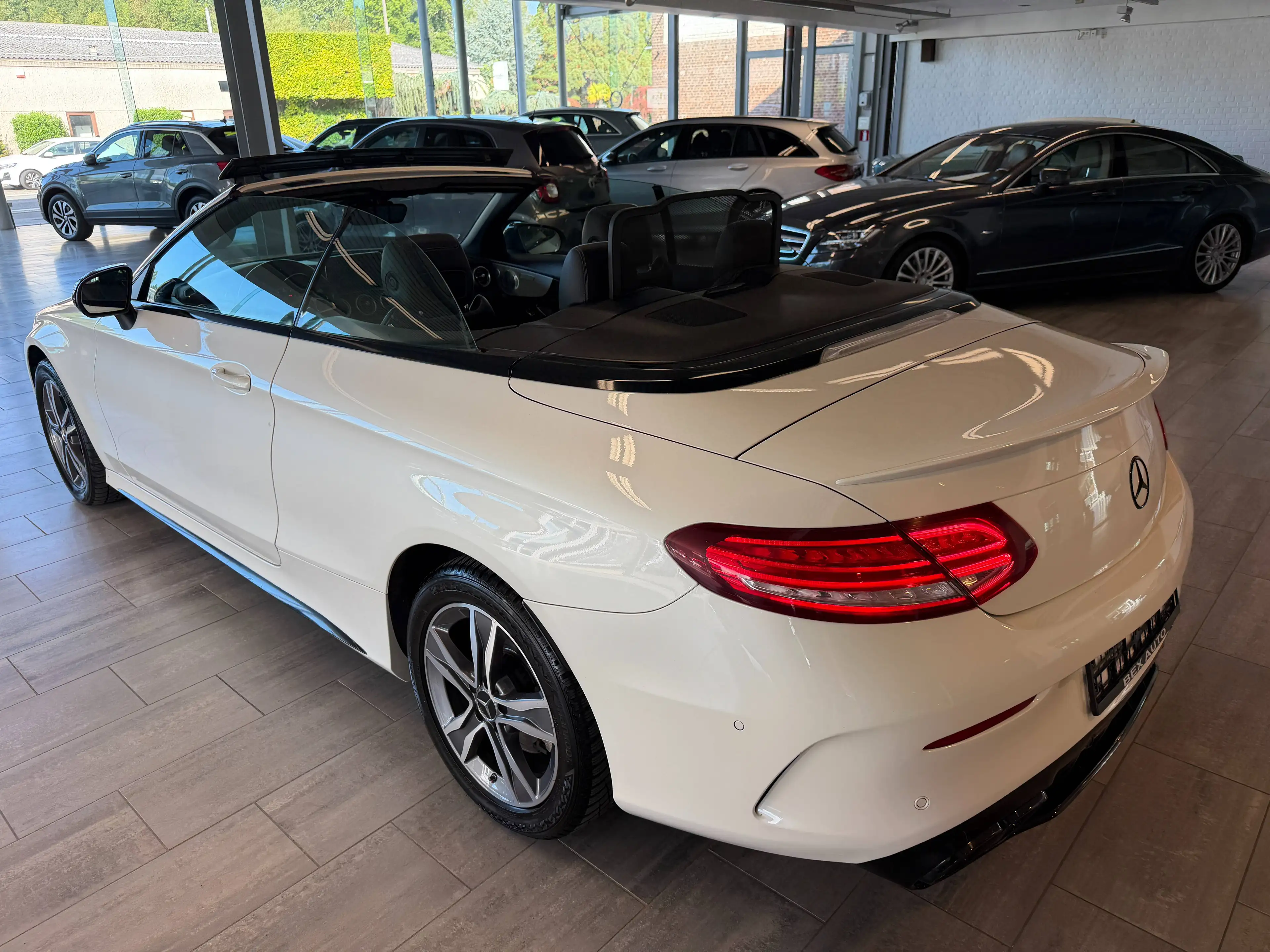 Mercedes-Benz C 250 Cabriolet C 250 d*LOOK 63 AMG*4-AIRMATIC*1ERPROP*CABRIOLET*GARANTIE12MOIS* — photo 11
