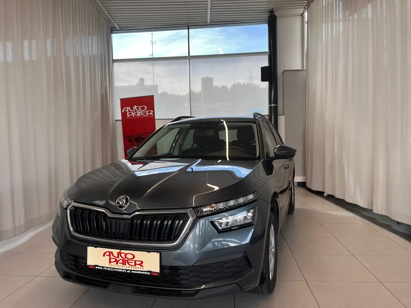 Skoda Kamiq SC TSI Grau - 2